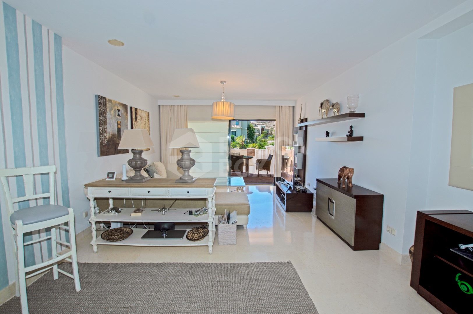 STUNING 3-BEDROOM APARTMENT CAPANES ,BENAHAVIS ,COSTA DEL SOL