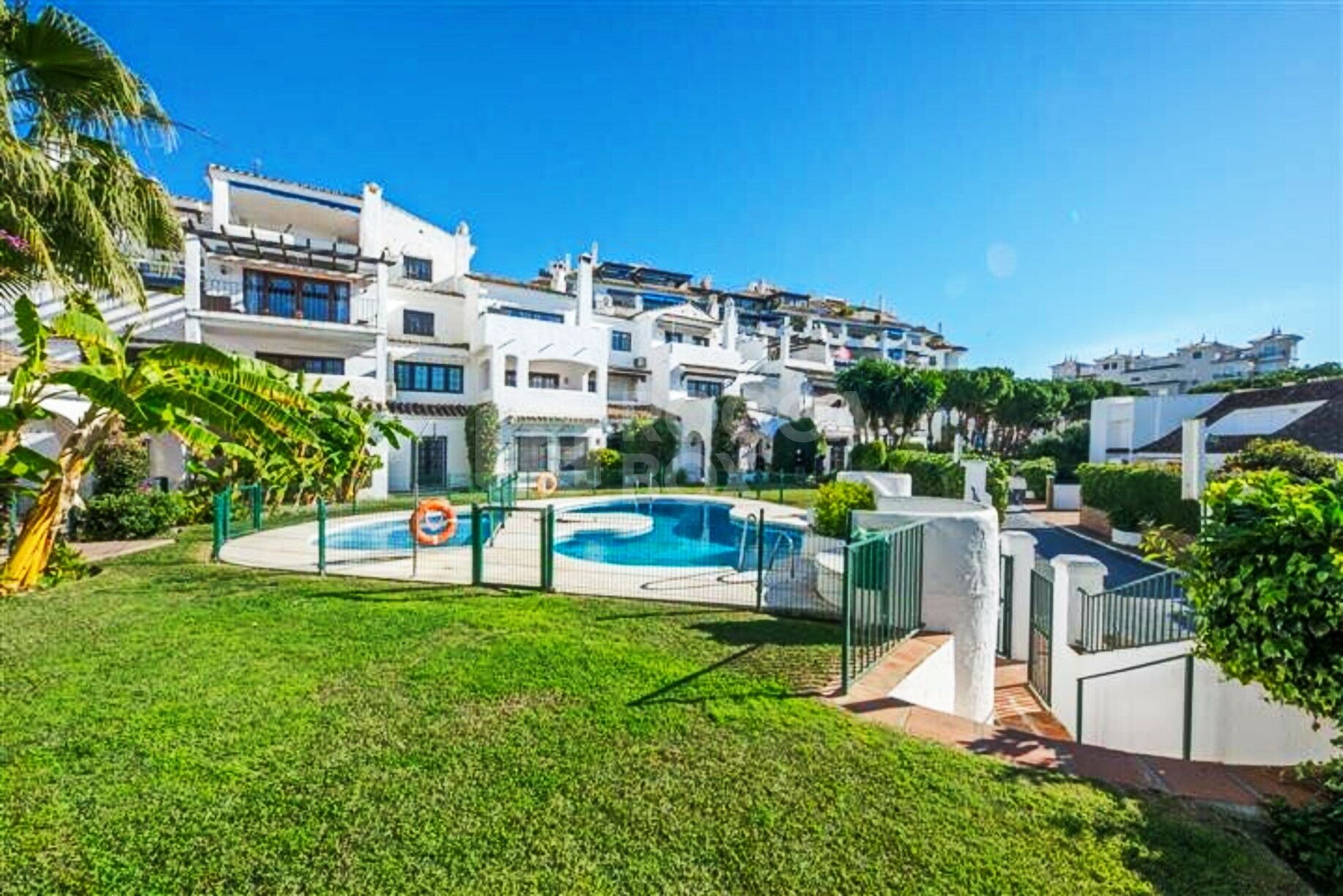 Apartment in Villa Marina, Puerto Banus costa del Sol