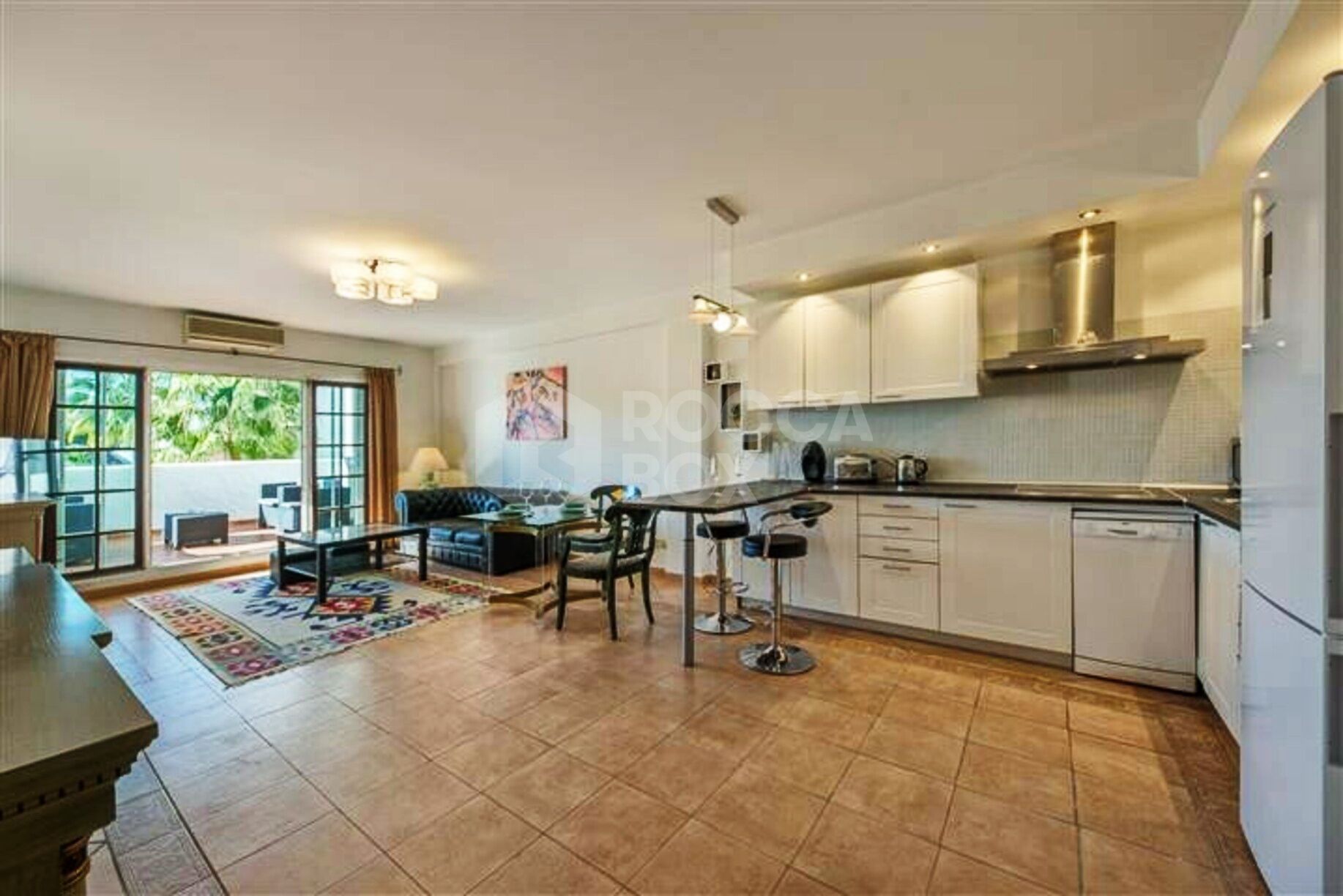 Apartment in Villa Marina, Puerto Banus costa del Sol