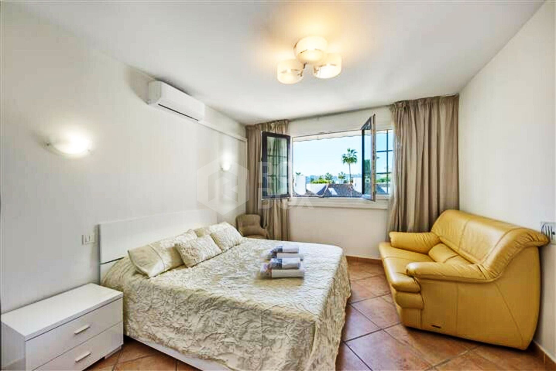 Apartment in Villa Marina, Puerto Banus costa del Sol