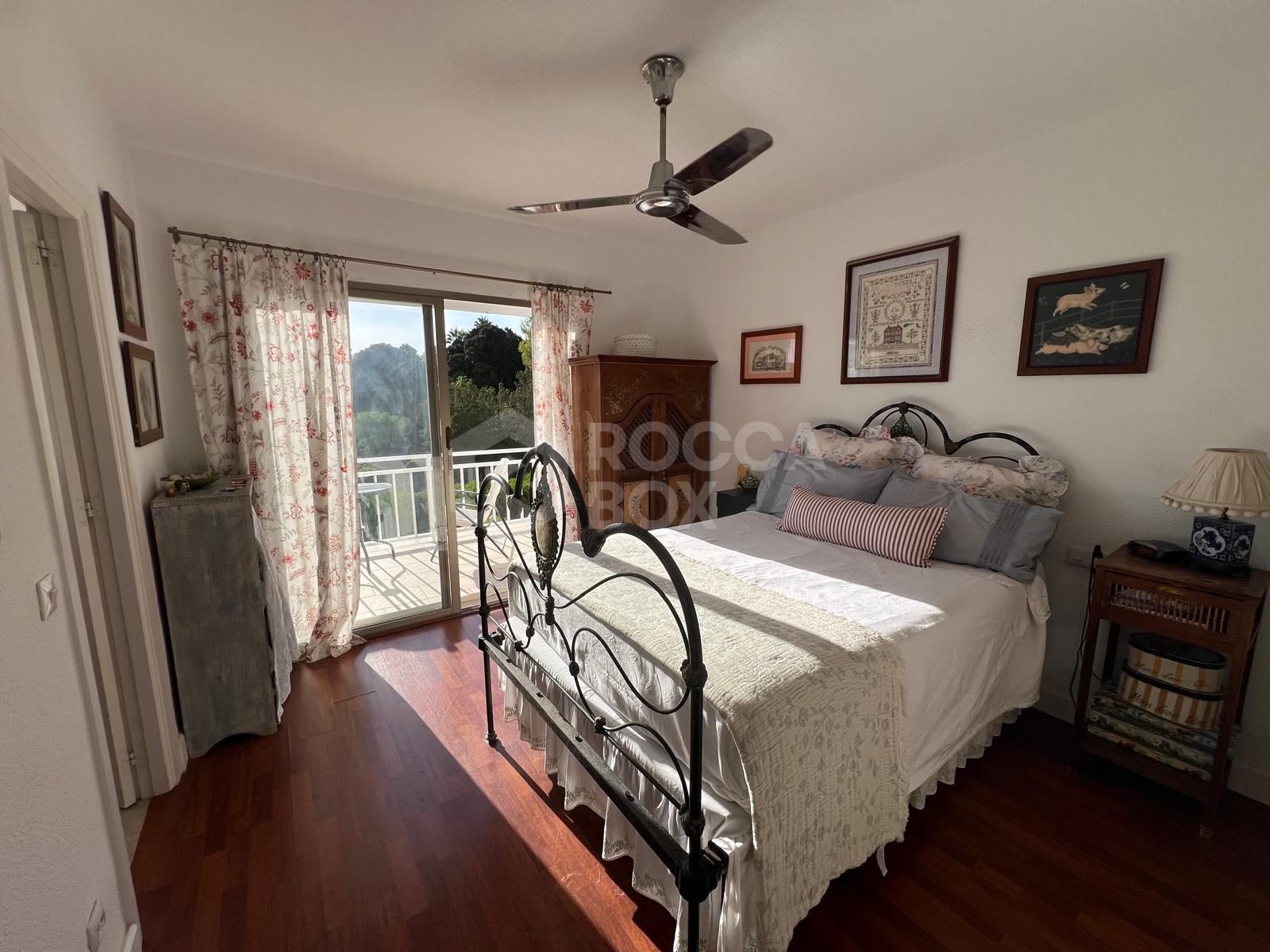 Exquisite Townhouse in Marbella's Golden Mile