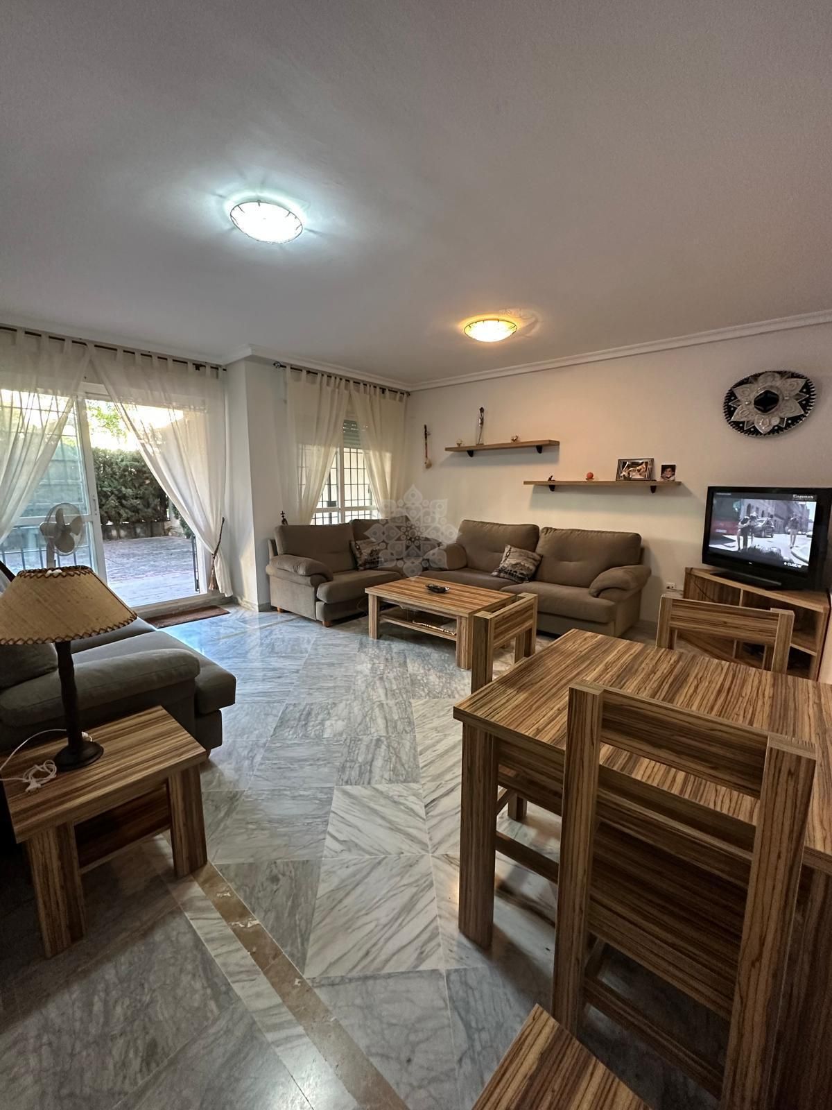 Apartamento Planta Baja en Lorcrimar, Marbella