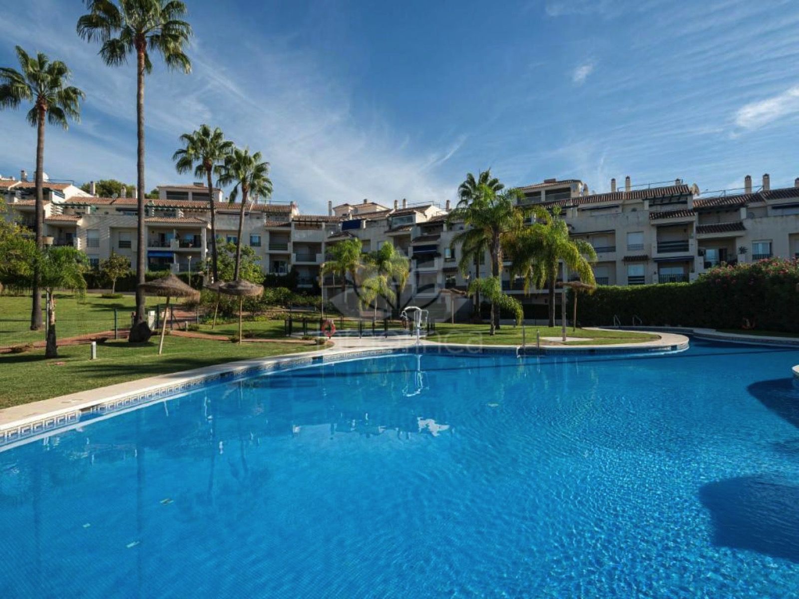 Apartamento Planta Baja en Lorcrimar, Marbella