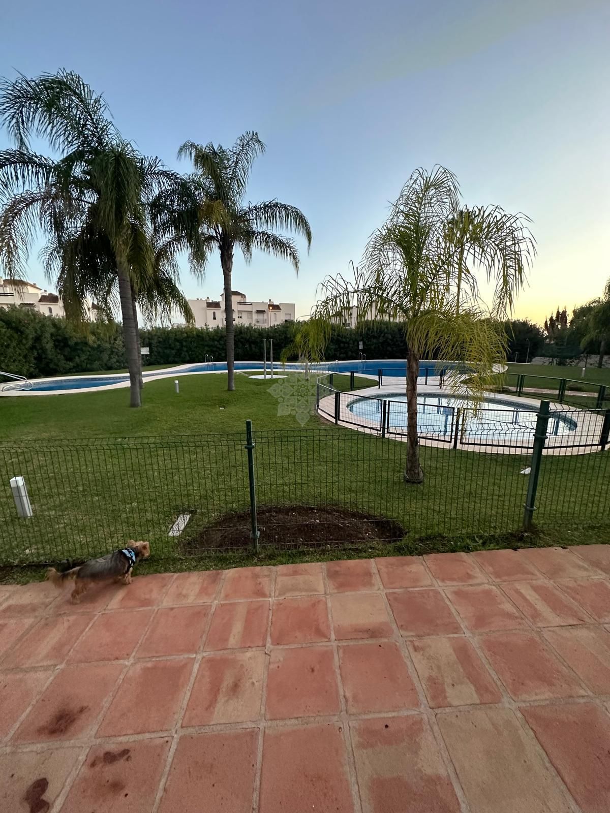 Apartamento Planta Baja en Lorcrimar, Marbella