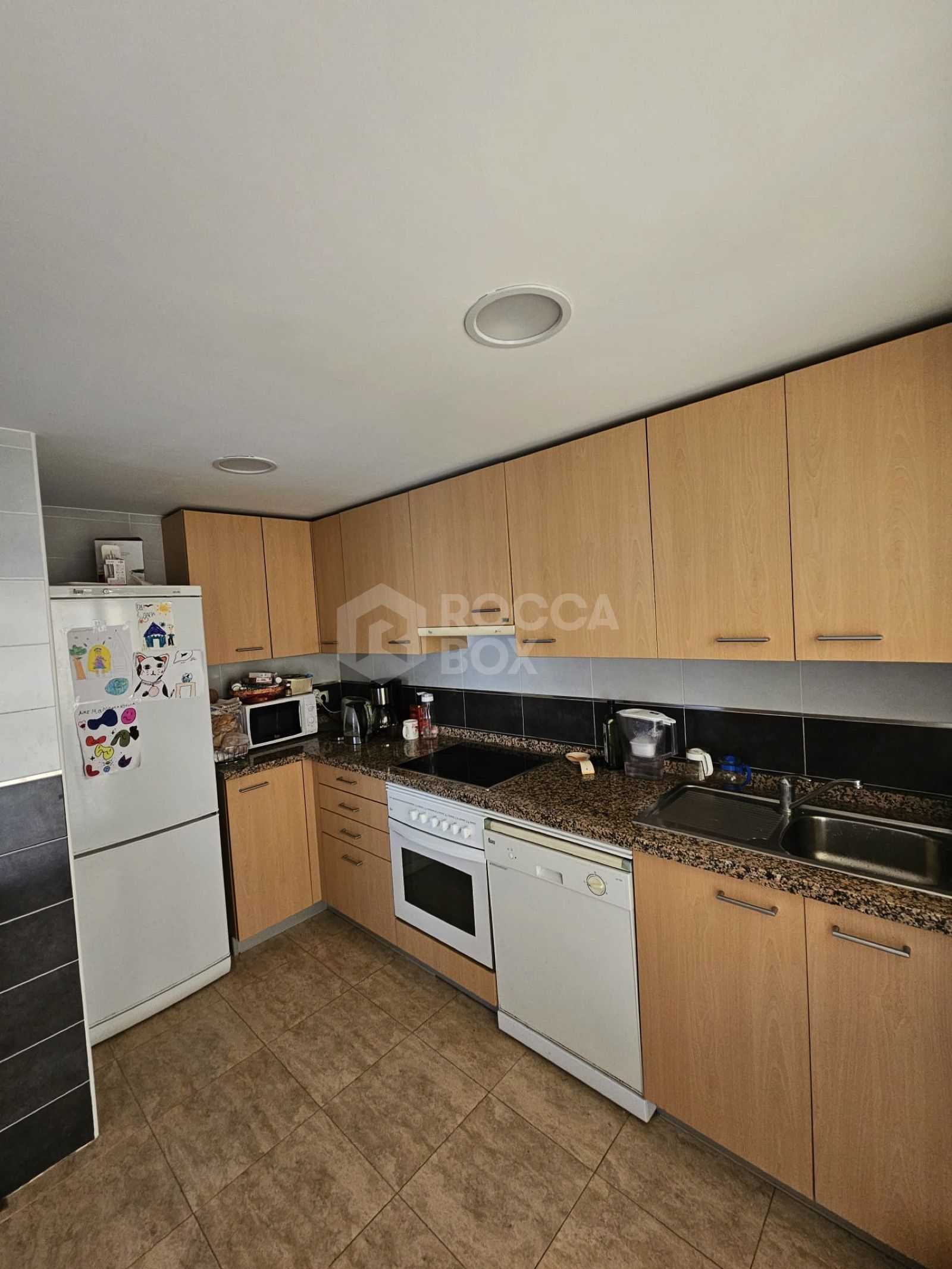 Bright Top-Floor Apartment in the Heart of Modern Estepona