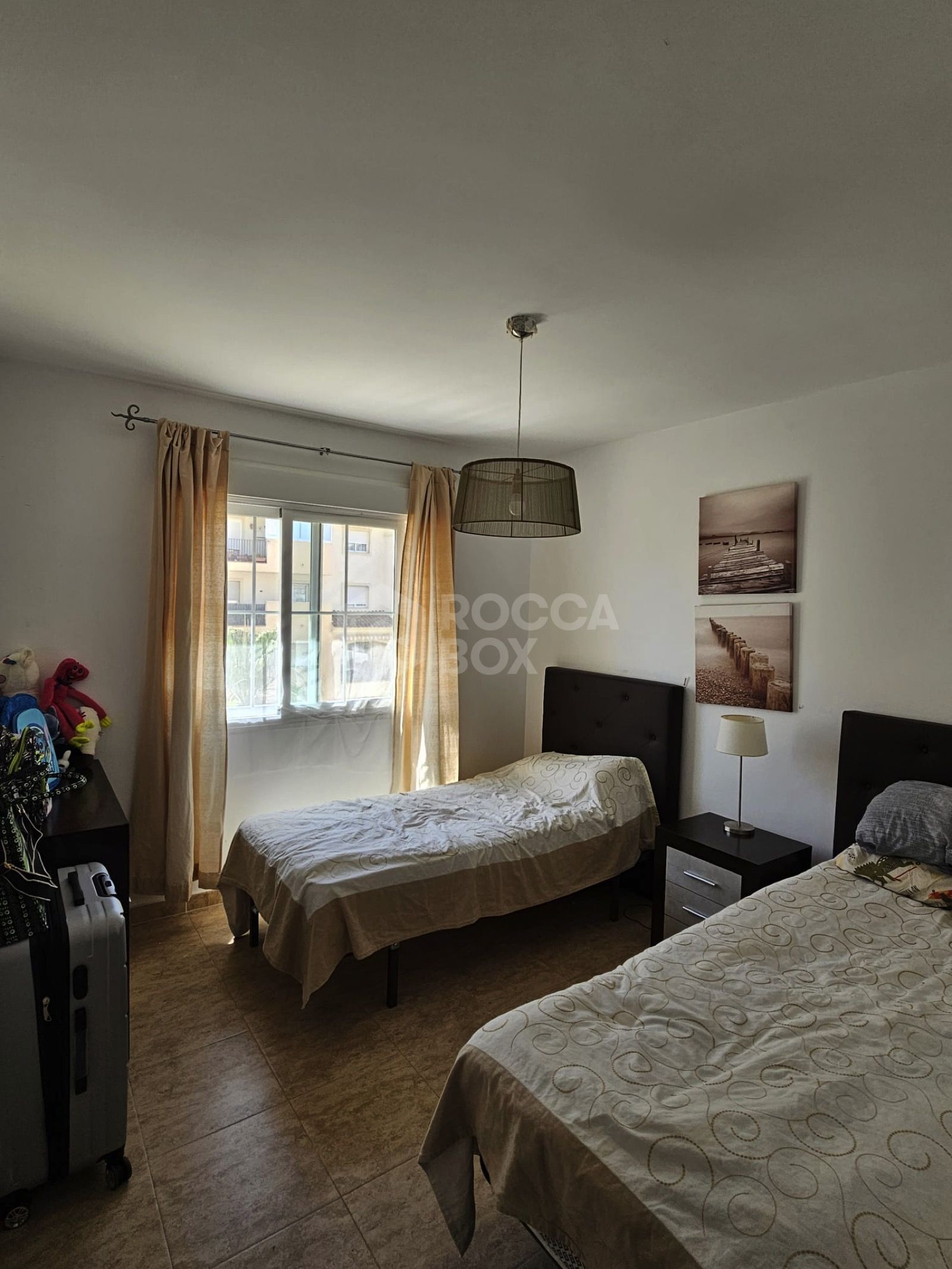 Bright Top-Floor Apartment in the Heart of Modern Estepona