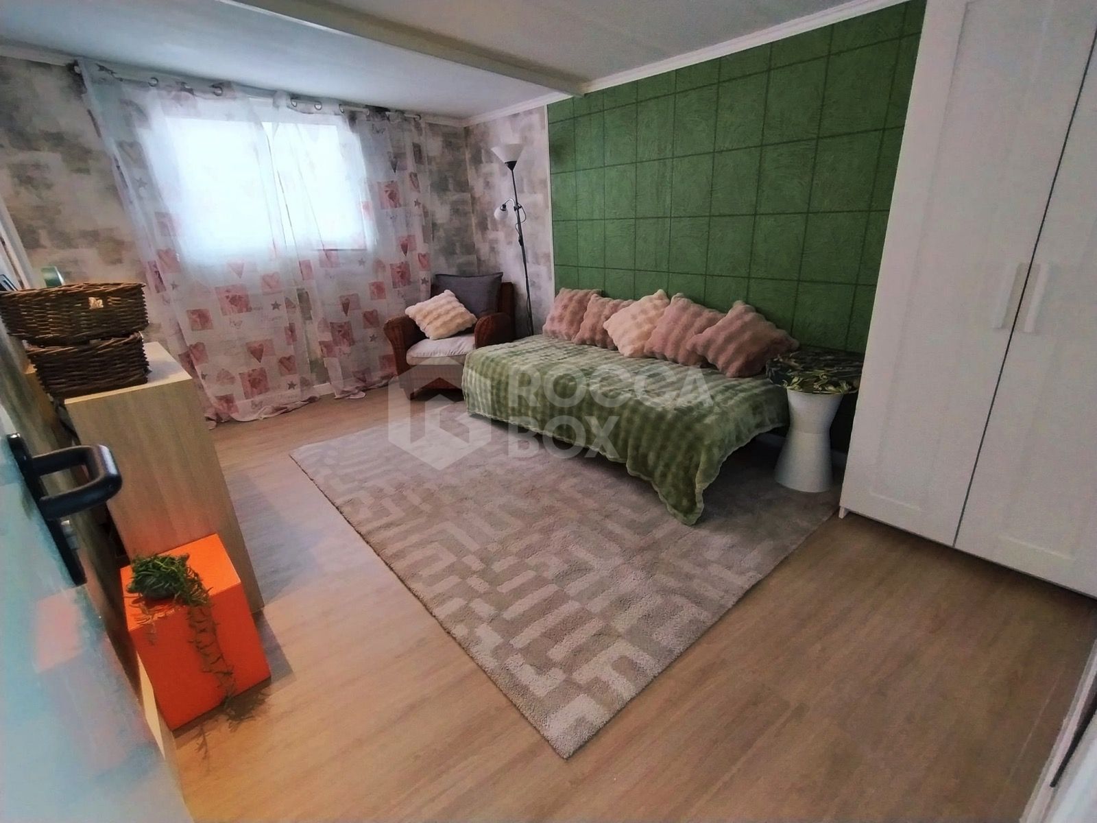 Charming Semi-Detached Townhouse