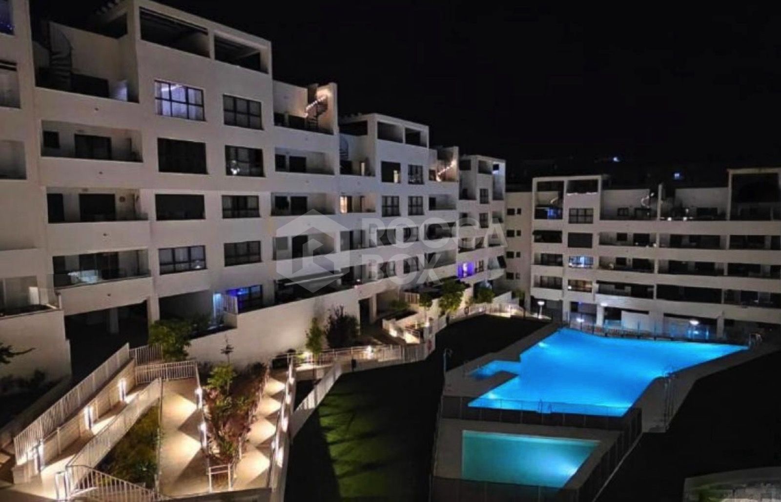 Attractive 4-Bedroom Duplex Penthouse in Estepona City