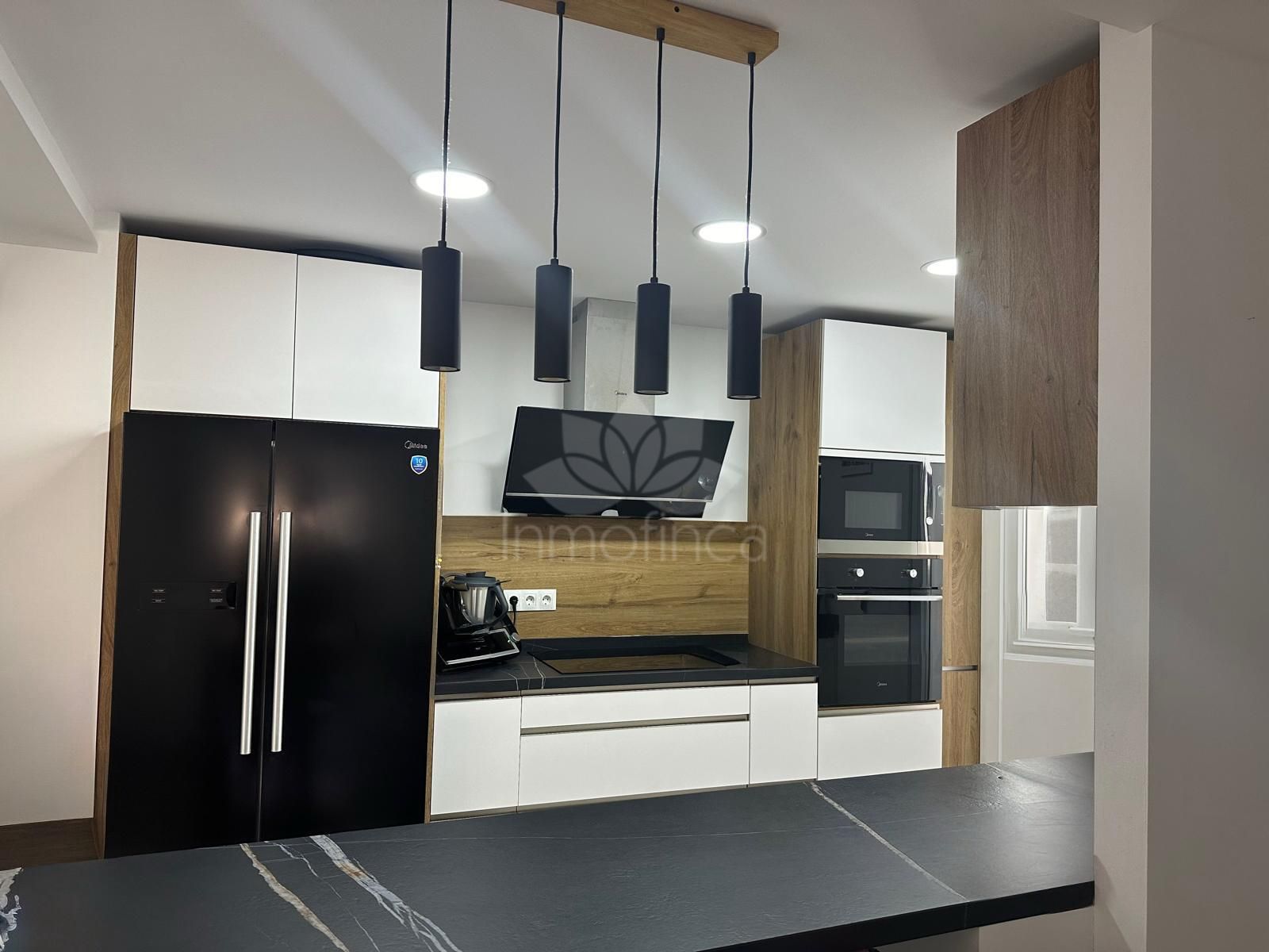 Duplex Penthouse in Avda de Andalucia - Sierra de Estepona, Estepona