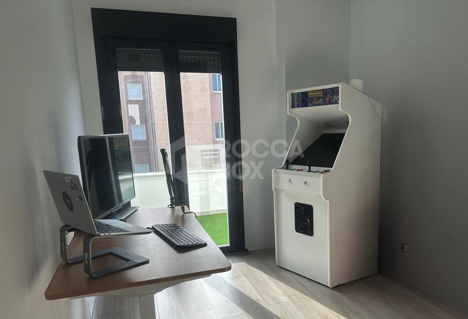 Attractive 4-Bedroom Duplex Penthouse in Estepona City