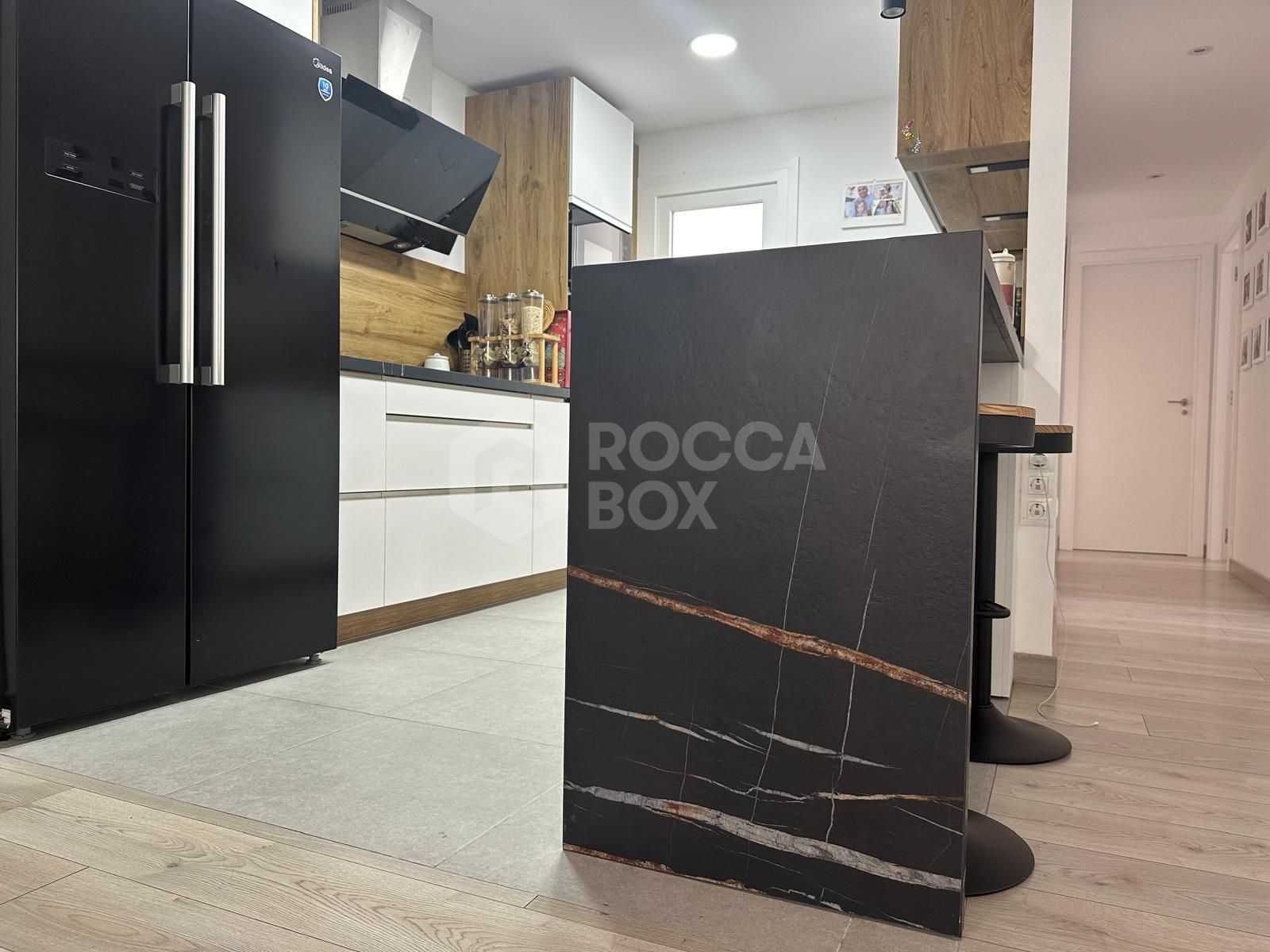 Attractive 4-Bedroom Duplex Penthouse in Estepona City