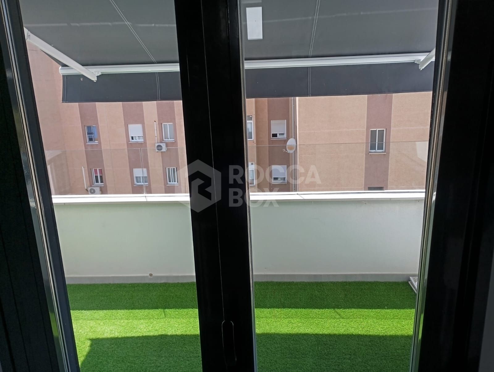 Attractive 4-Bedroom Duplex Penthouse in Estepona City