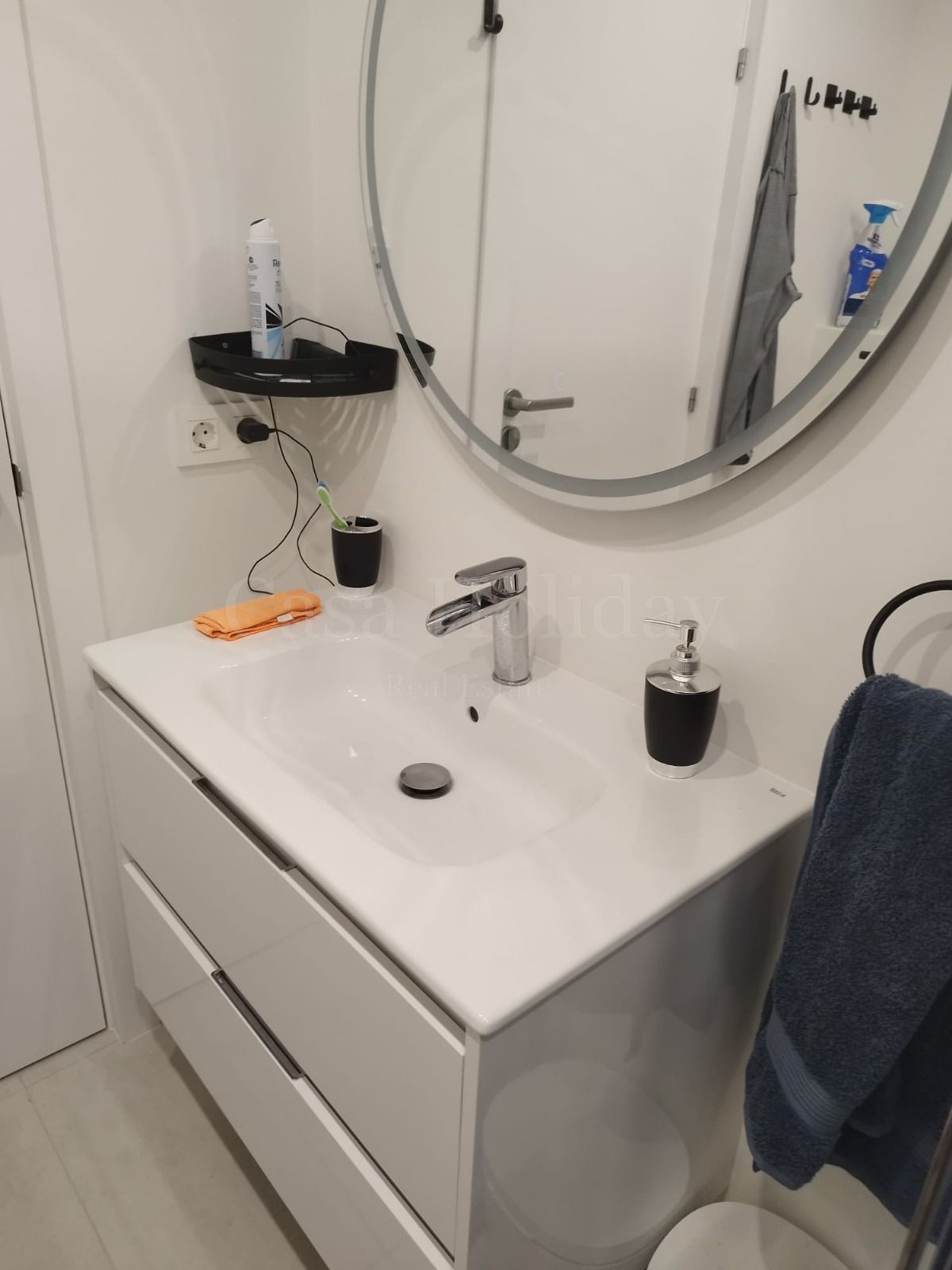 Pareado en Guadalmansa Playa, Estepona