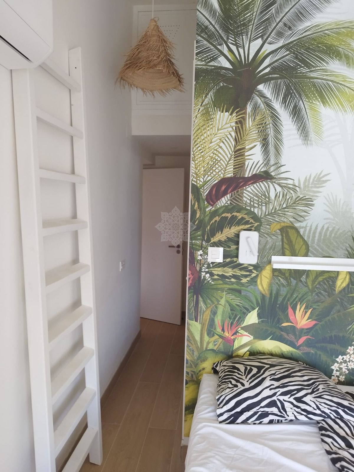 Pareado en Guadalmansa Playa, Estepona