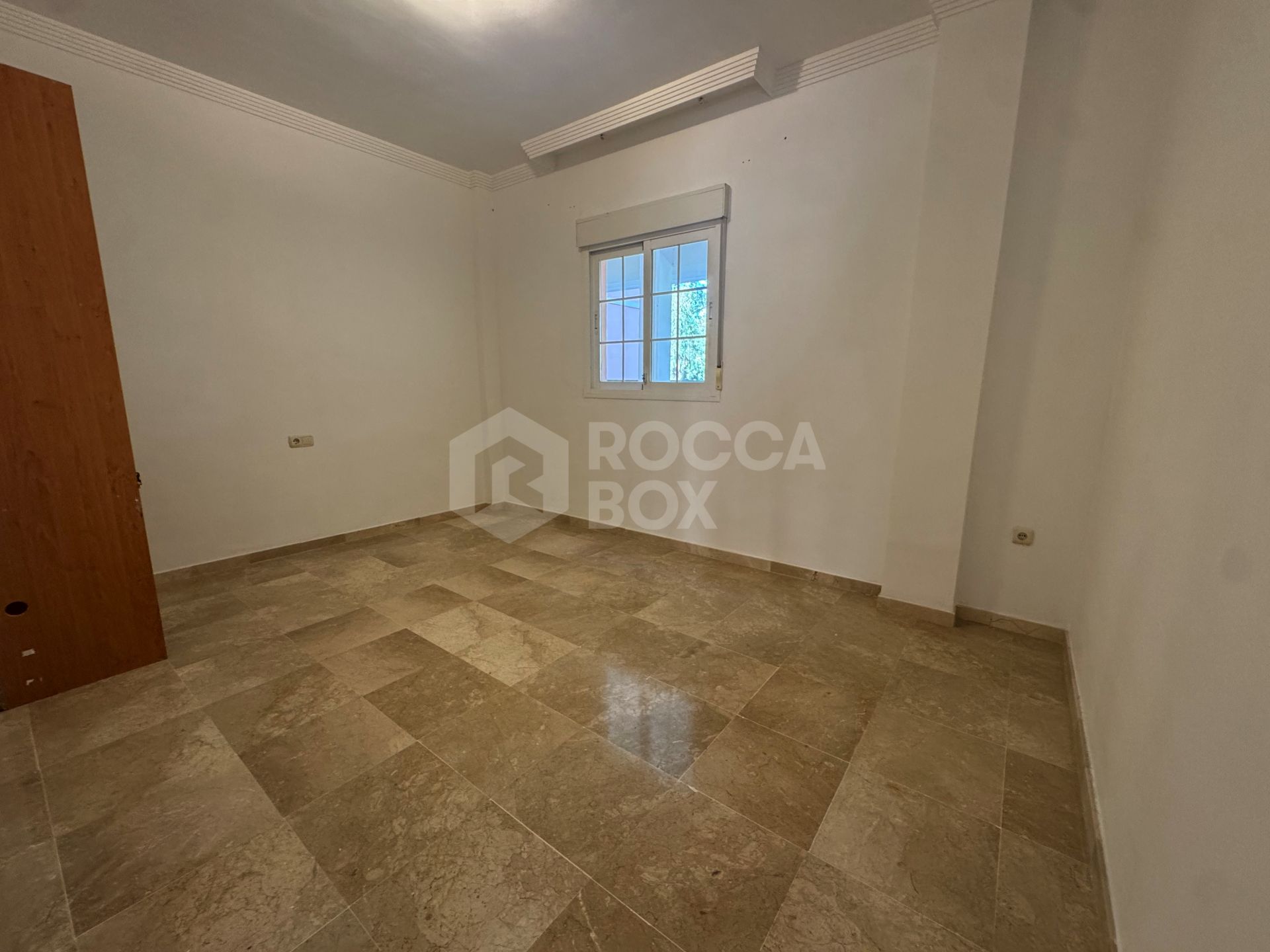 Exquisite 2-Bedroom Apartment in Marbella River Garden