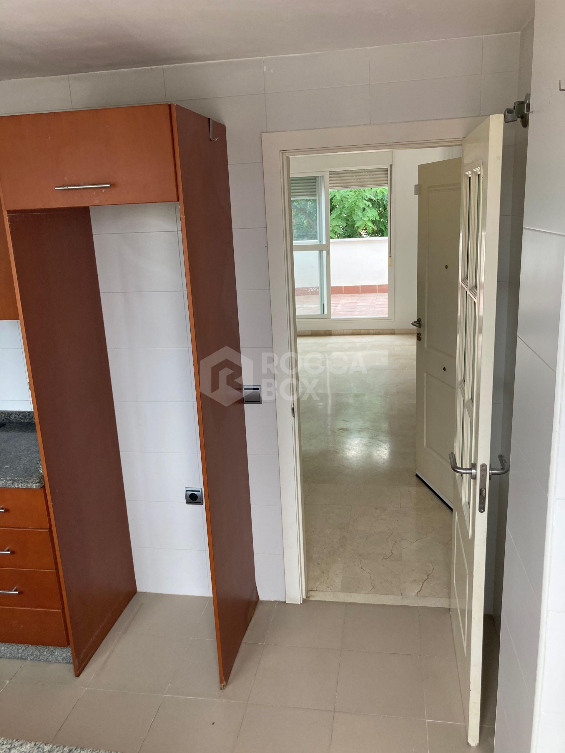 Exceptional Duplex Flat in Tranquil Lomas de Retamar, Cancelada