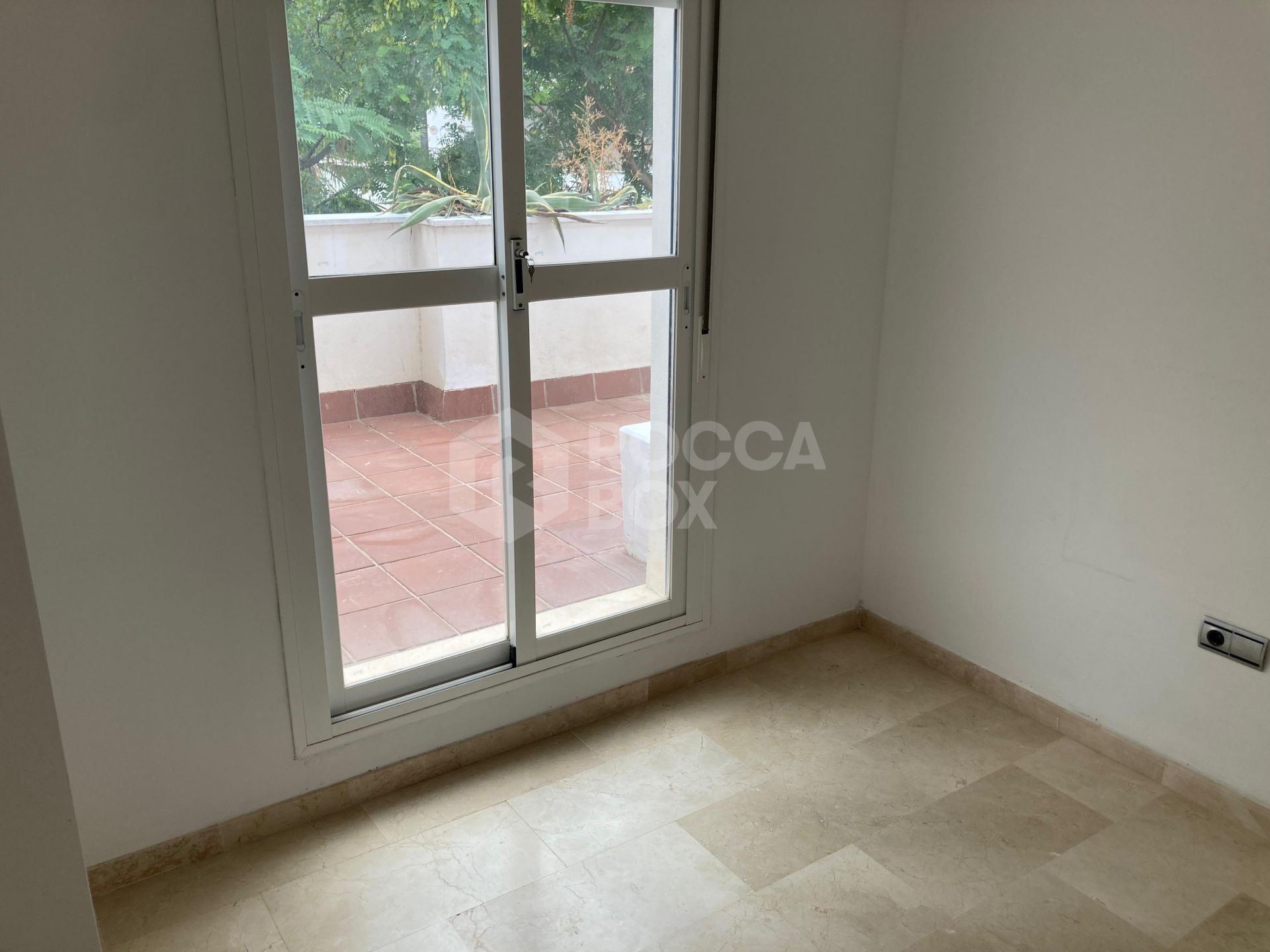 Exceptional Duplex Flat in Tranquil Lomas de Retamar, Cancelada