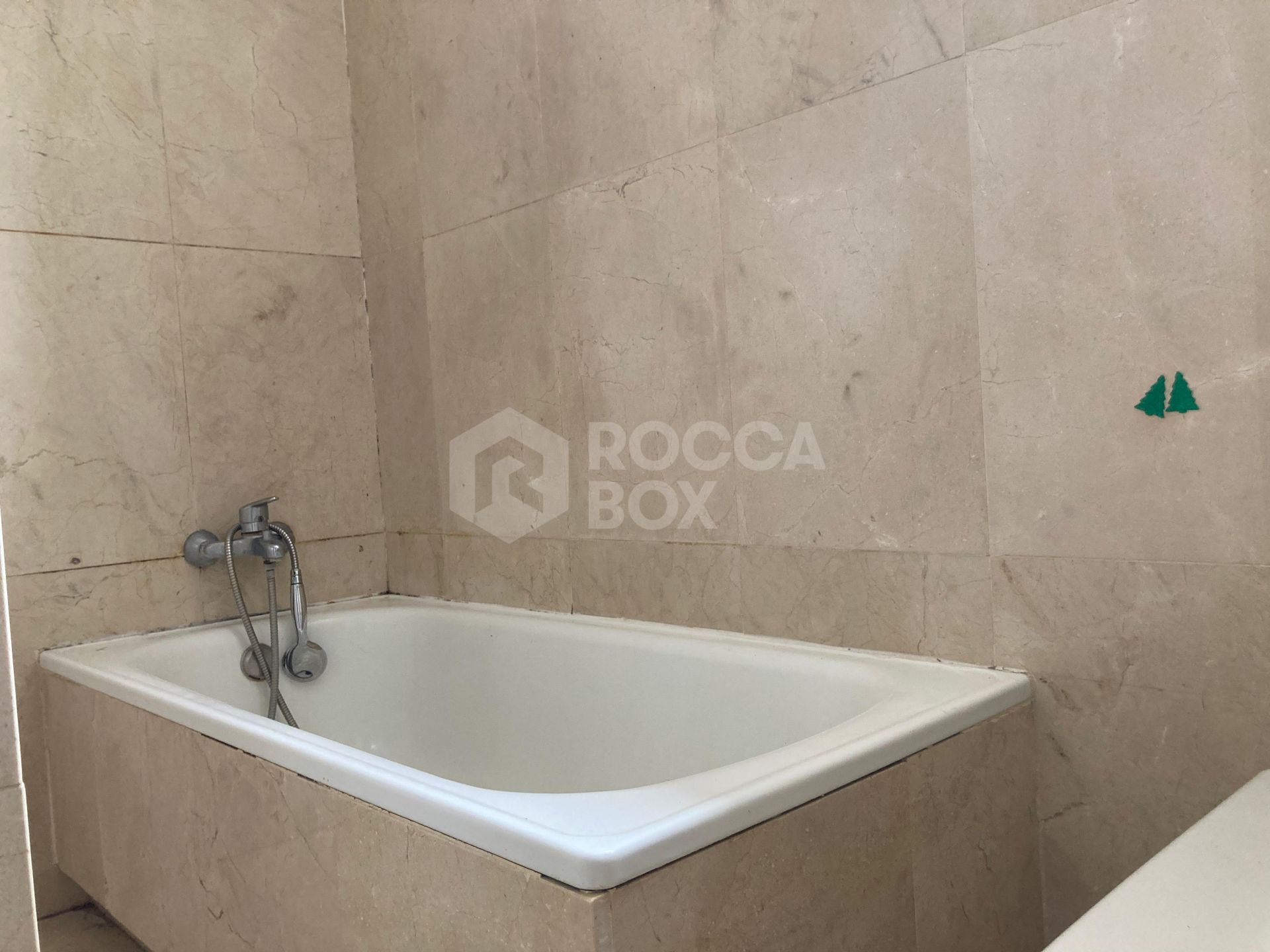 Exceptional Duplex Flat in Tranquil Lomas de Retamar, Cancelada