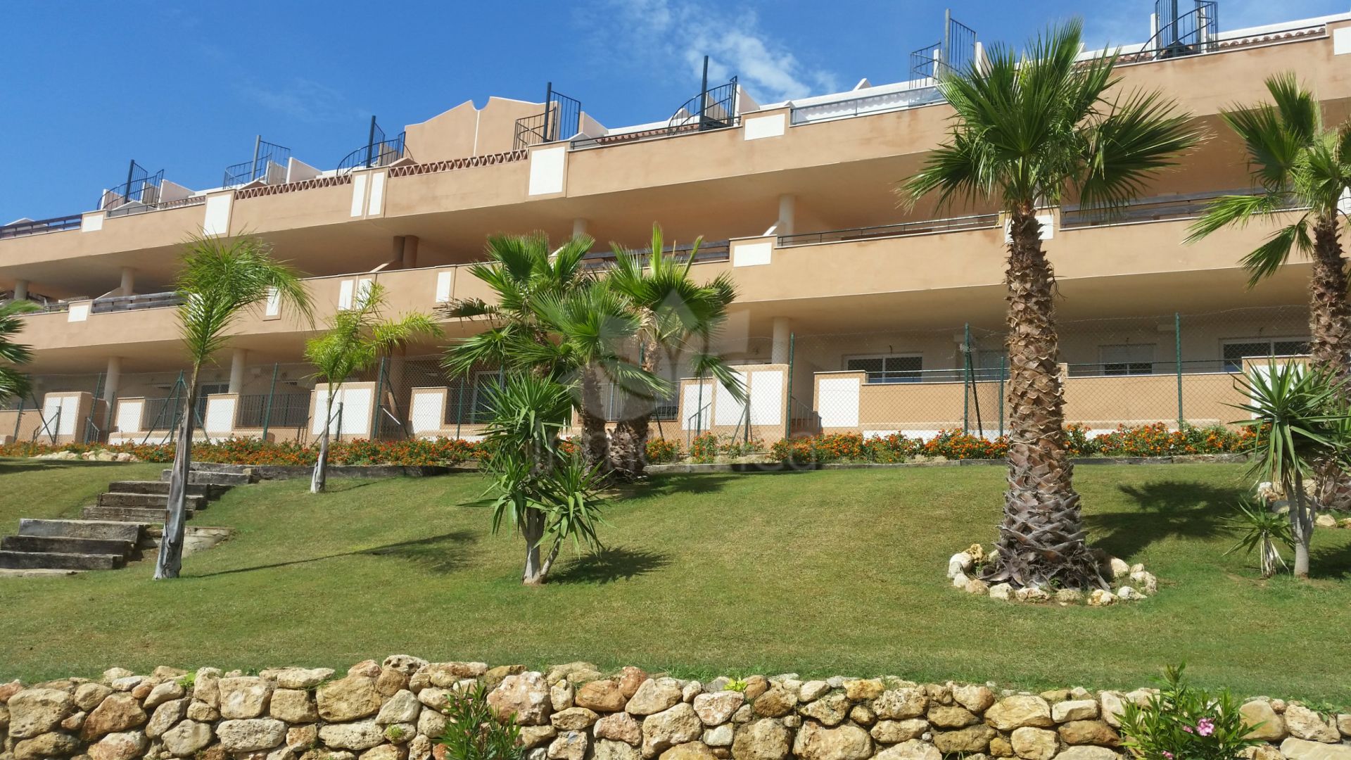 Ground Floor Apartment in Doña Julia, Casares