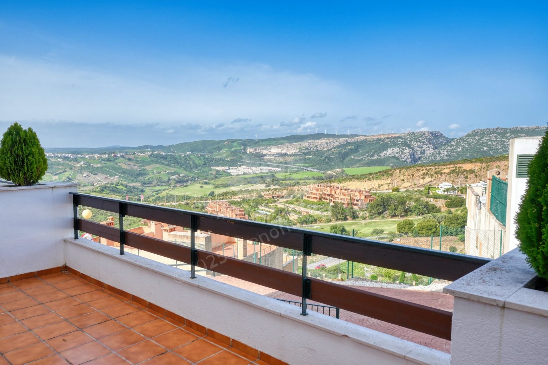 Ground Floor Apartment in Doña Julia, Casares