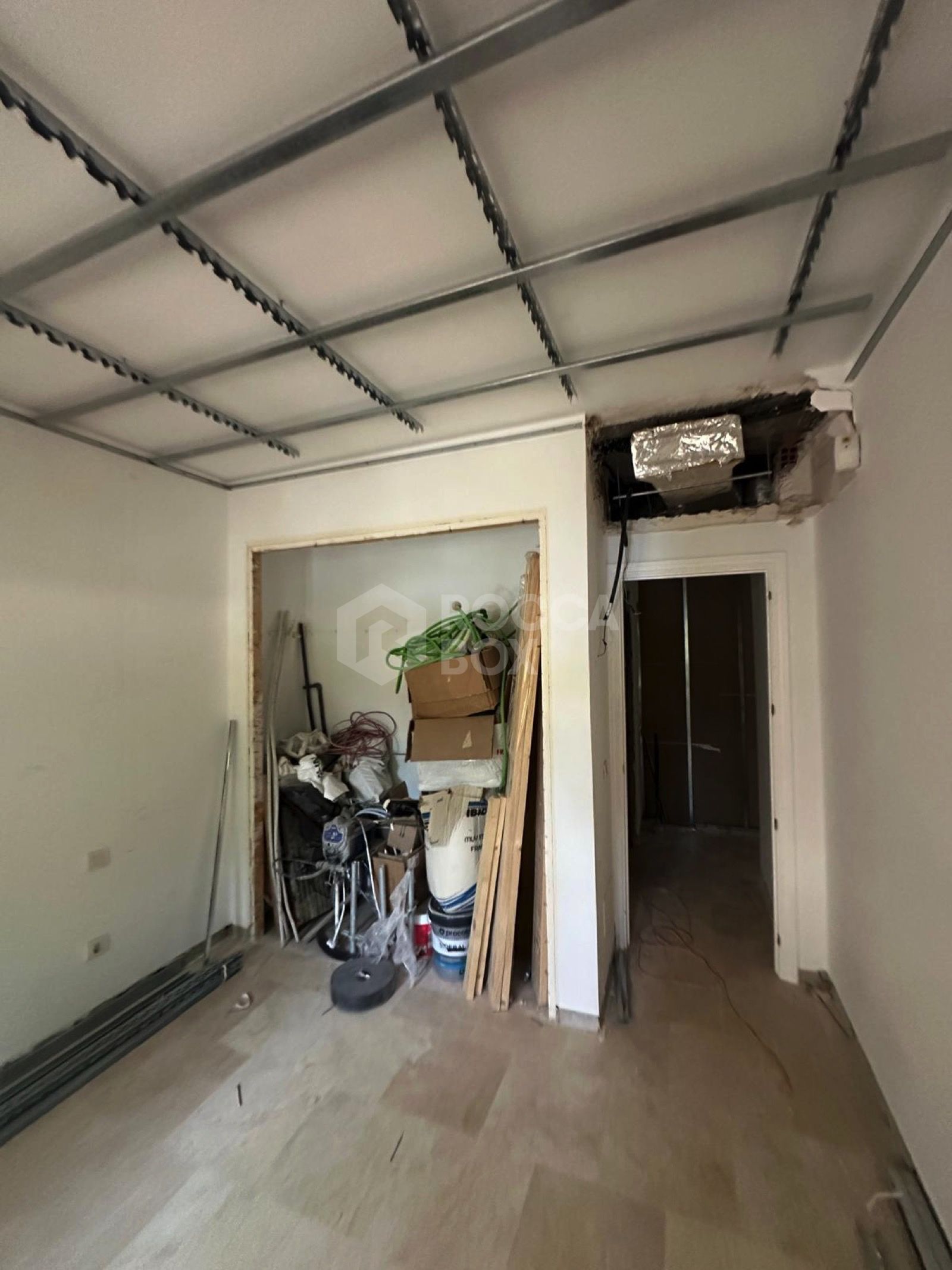 Spacious 3-Bedroom Apartment in Exclusive Gated Urbanisation with 24-Hour Security