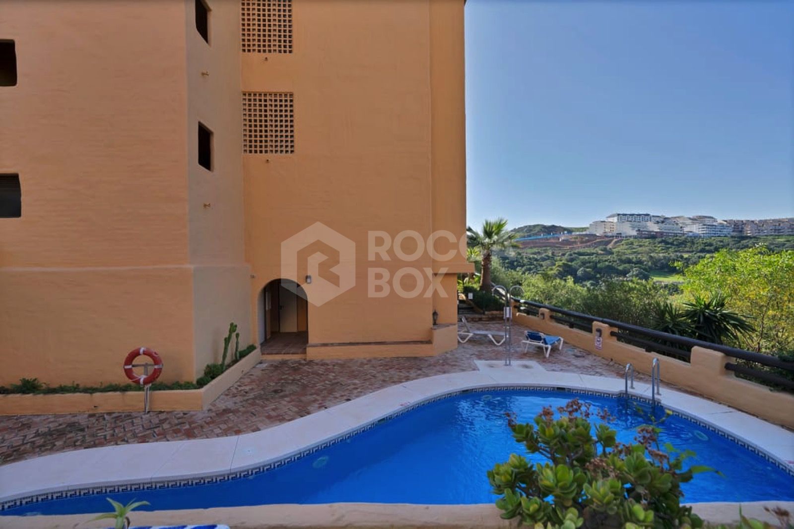 Elegant Furnished 3-Bedroom Ground-Floor Apartment