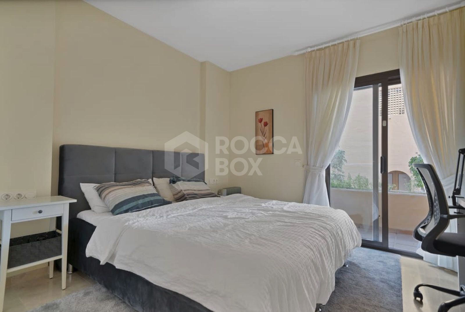 Elegant Furnished 3-Bedroom Ground-Floor Apartment
