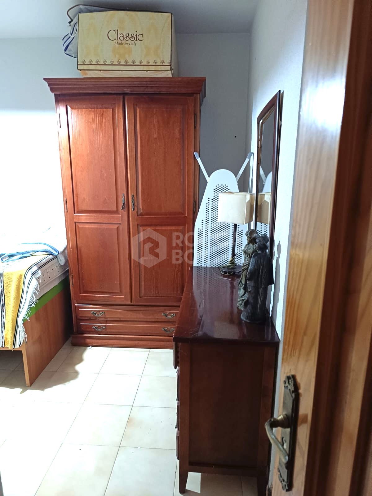 Spacious and luminous apartment in the heart of San Luis de Sabinillas