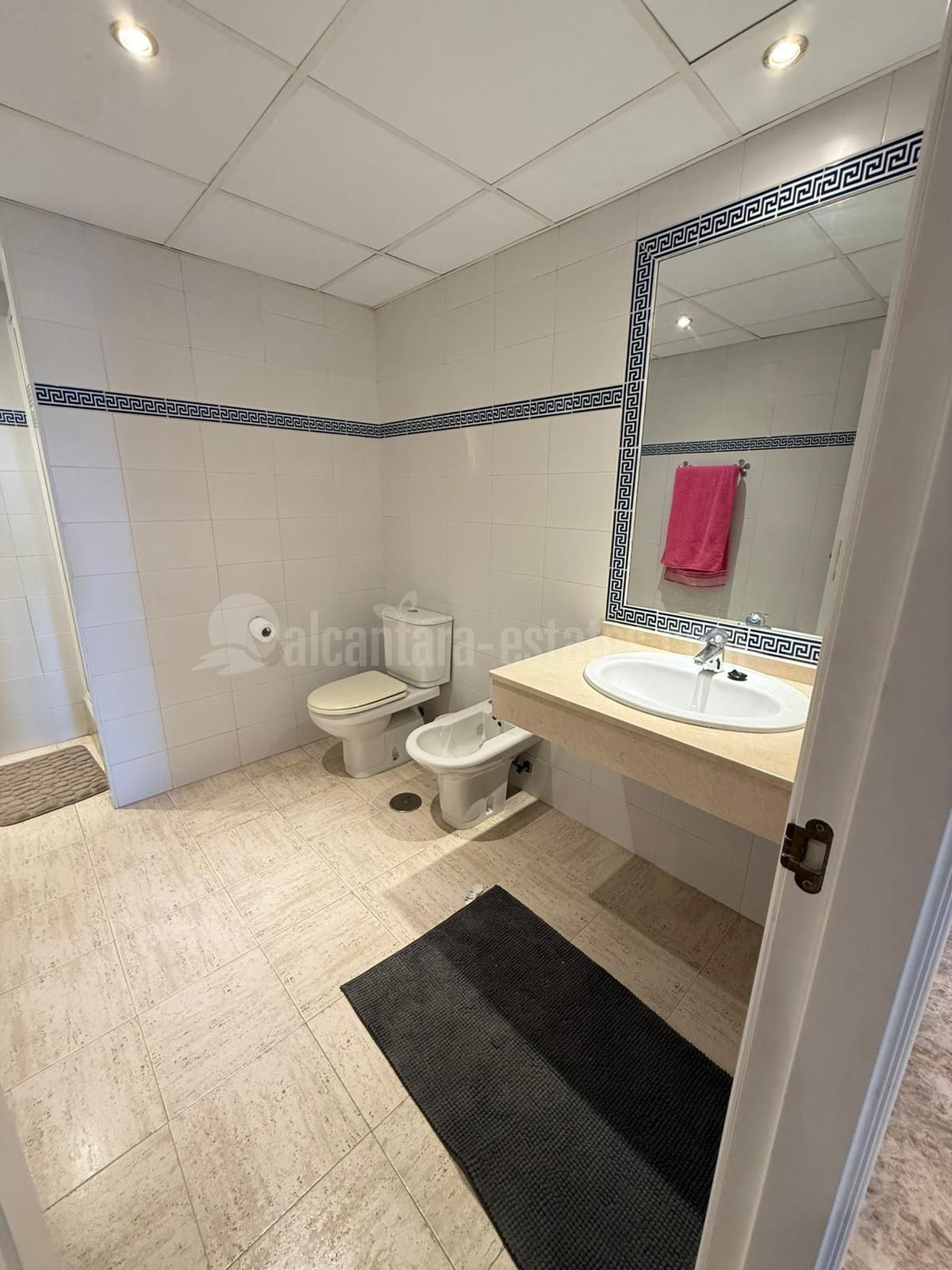 Apartment in Cortijo Blanco, San Pedro de Alcantara