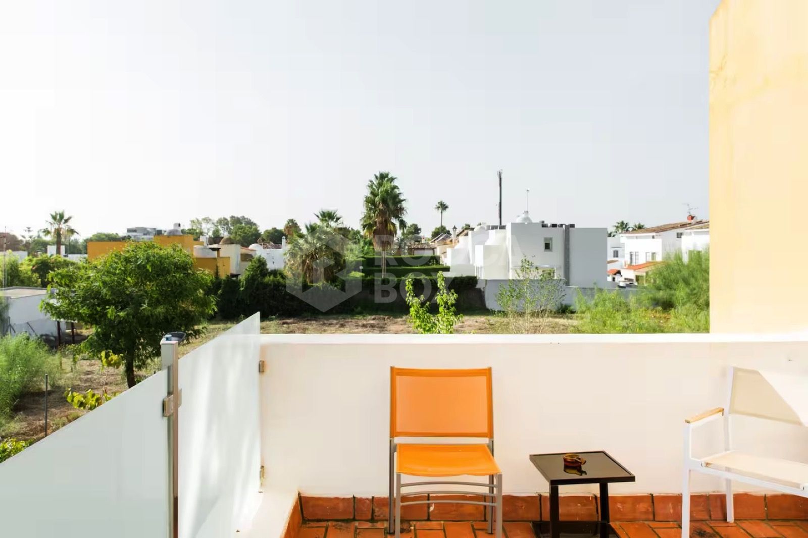 Stunning 5-Bedroom Townhouse in Altos del Rodeo