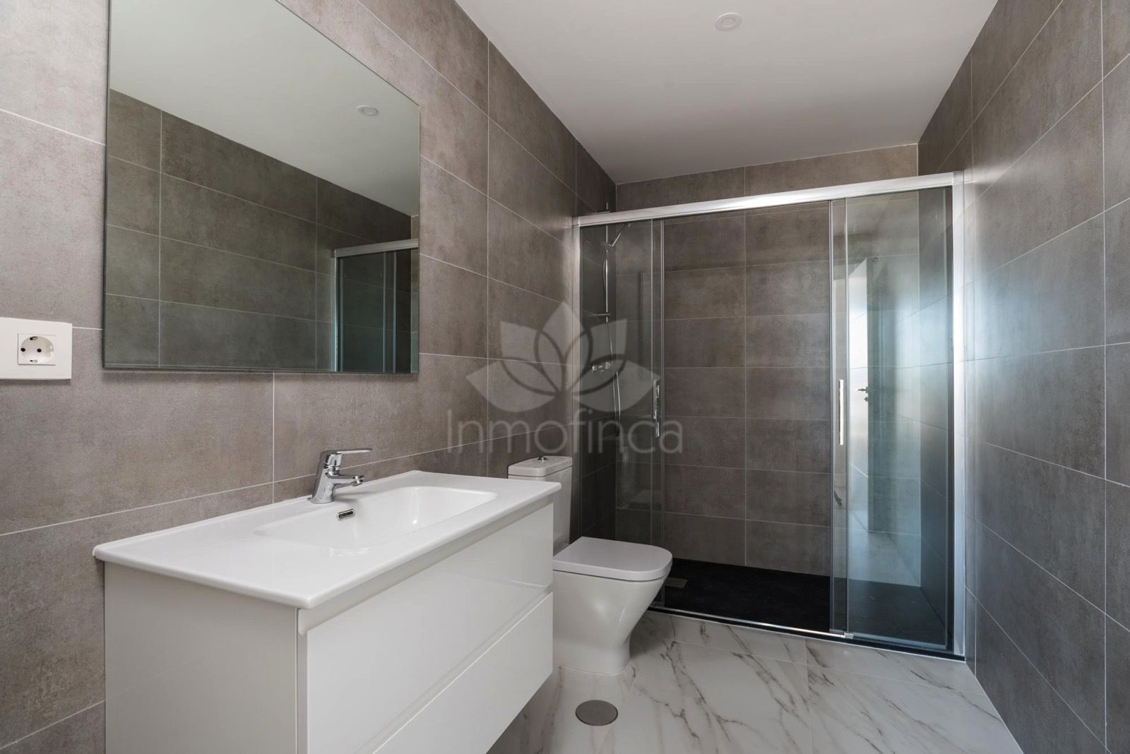 Apartment in Nueva Andalucia, Marbella