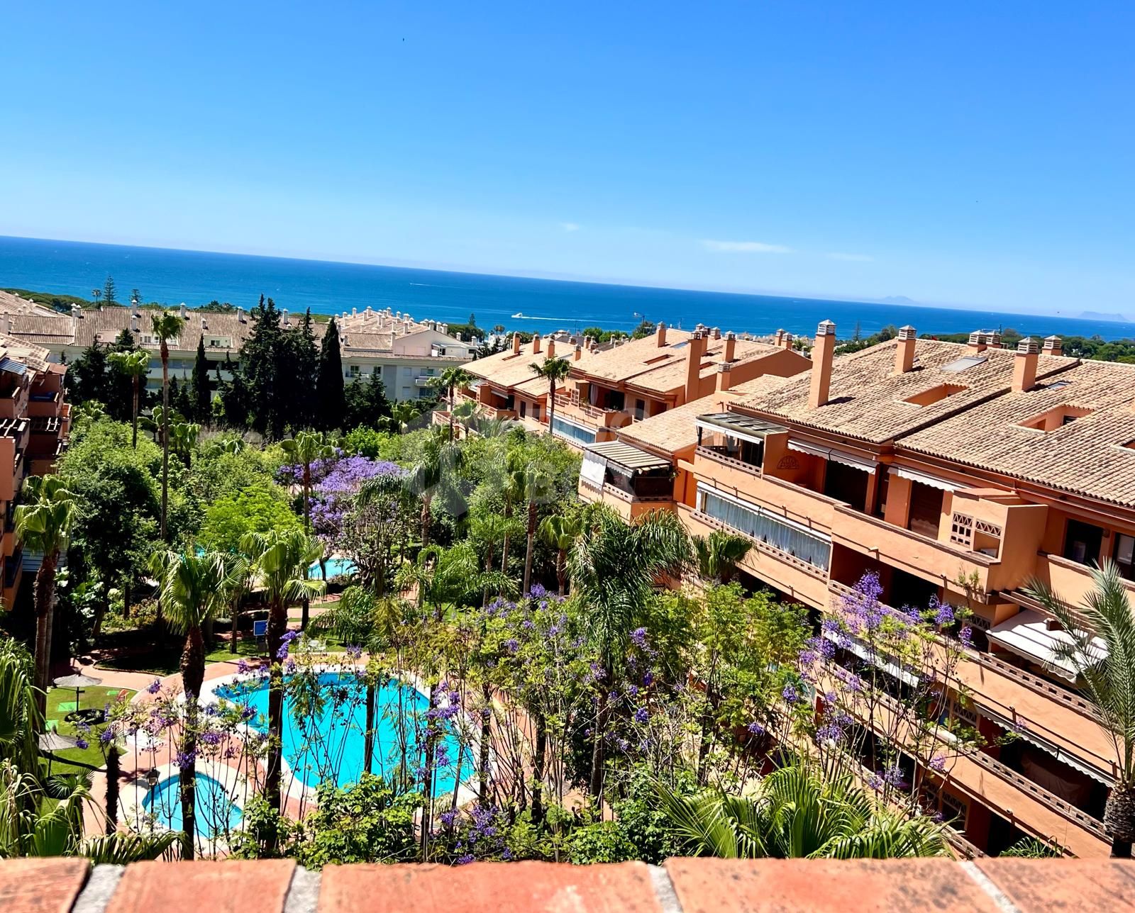 Fabulous Exterior Duplex Penthouse with Sea and Green Views in Marbella's Golden Mile