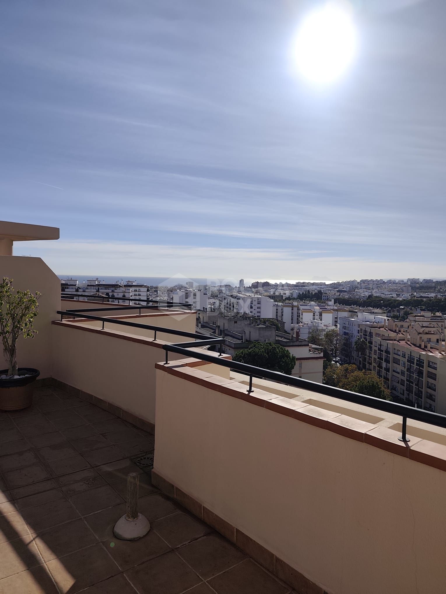 Beautiful 2-Bedroom Penthouse with Stunning Sea and City Views