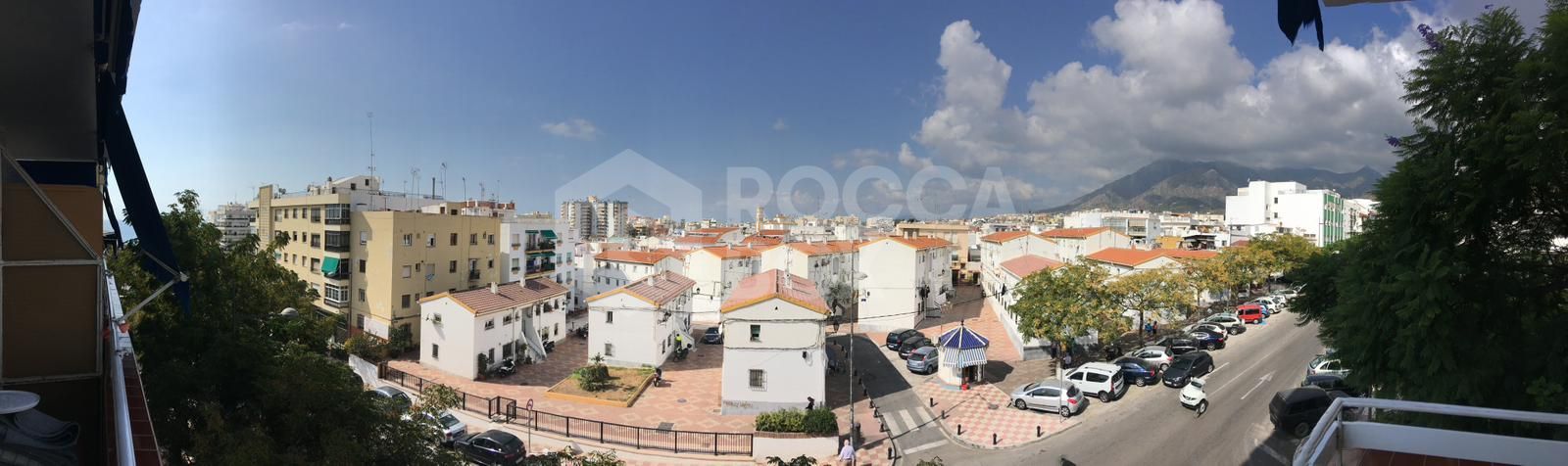 West-facing second-floor residence in the center of Marbella 300 metres away from the beach