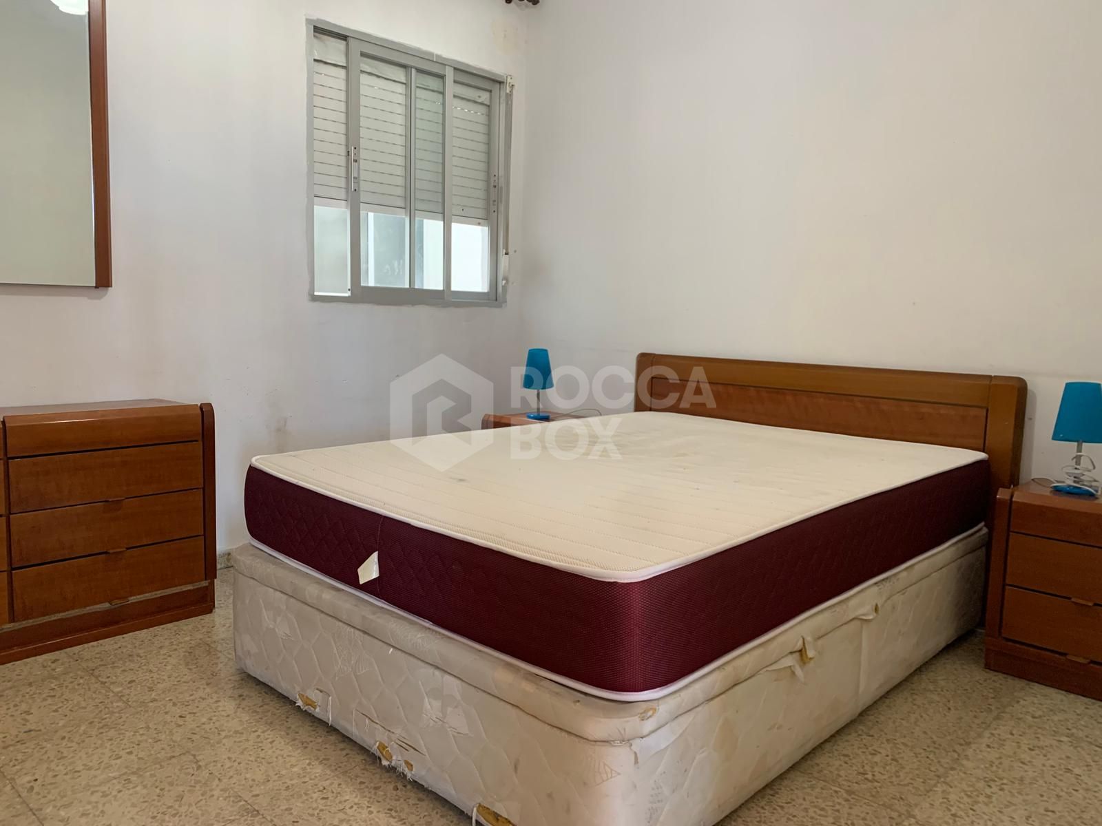 West-facing second-floor residence in the center of Marbella 300 metres away from the beach