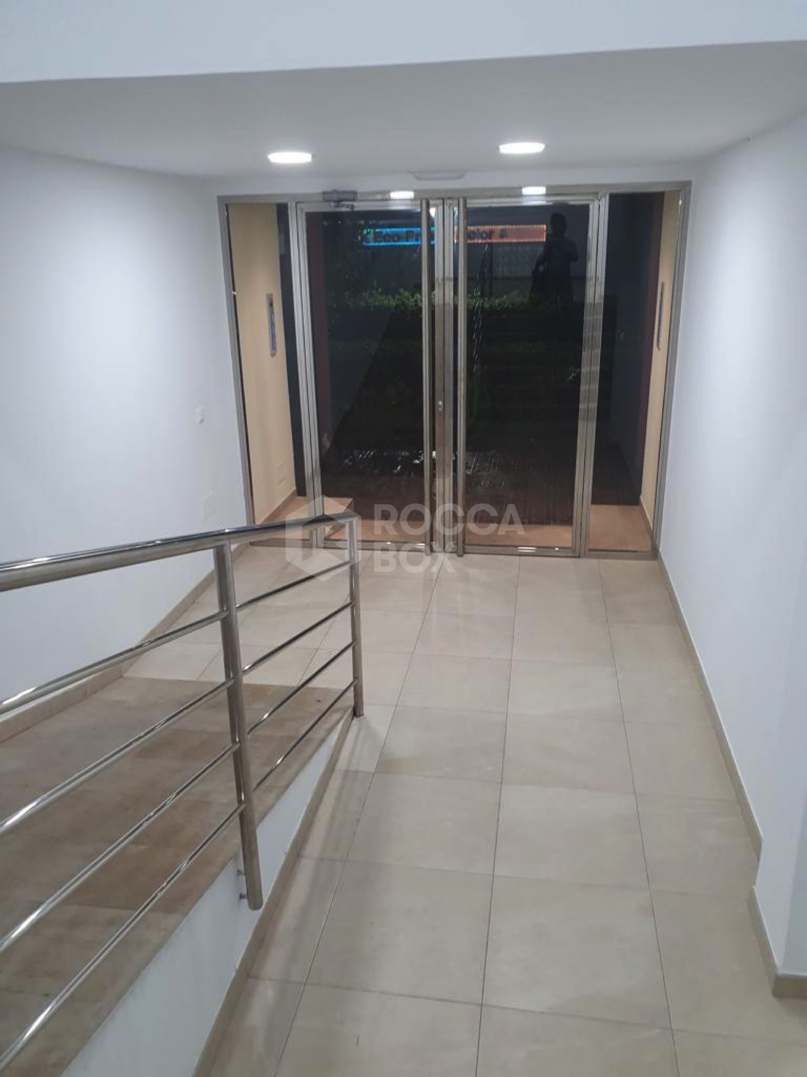 Apartment for Sale on Marbella's Iconic Main Avenue – Just Five Minutes' Walk from the Beach!