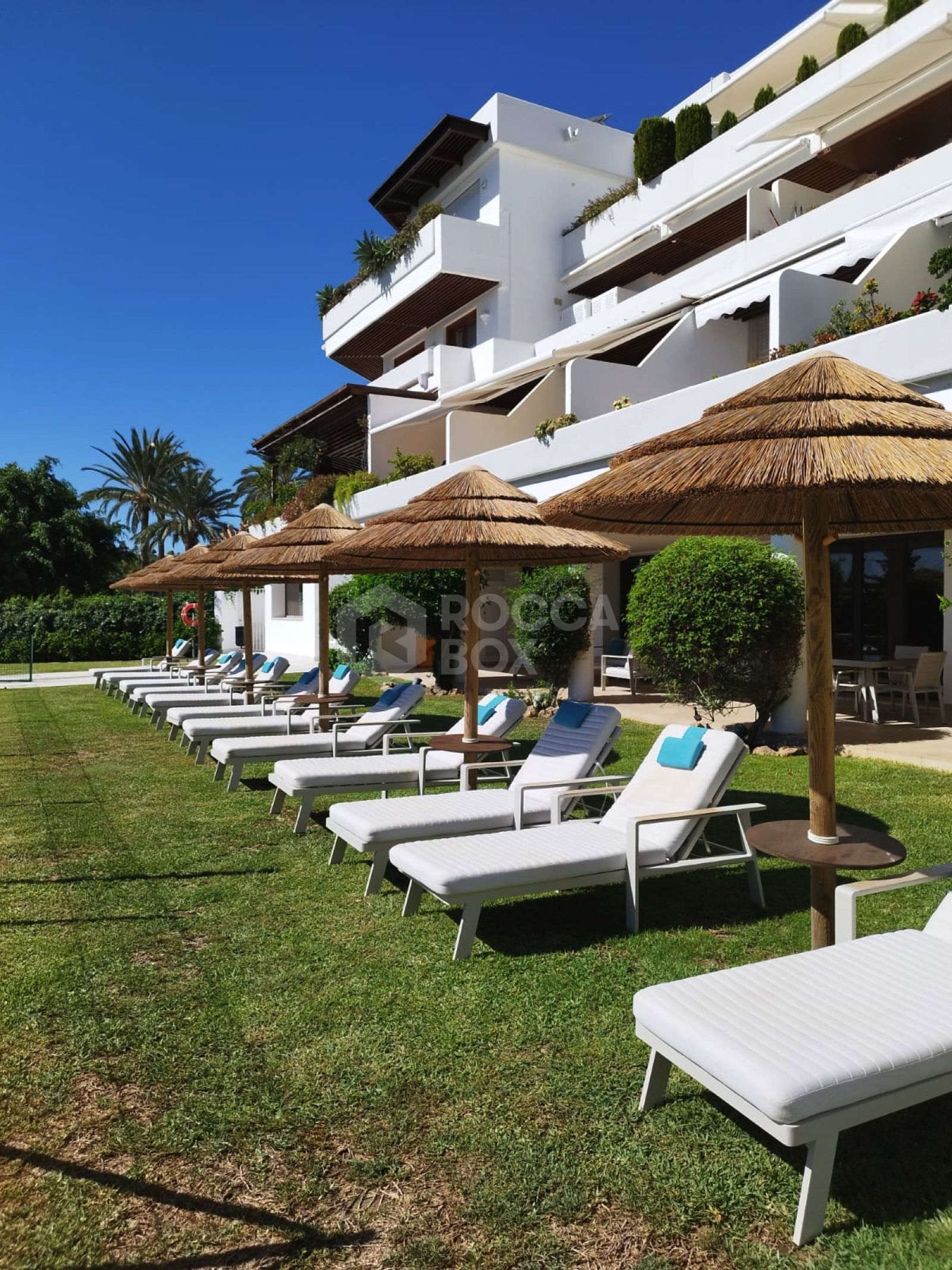 Luxury Apartment with 5-Star Hotel Services – Hotel del Golf Las Brisas