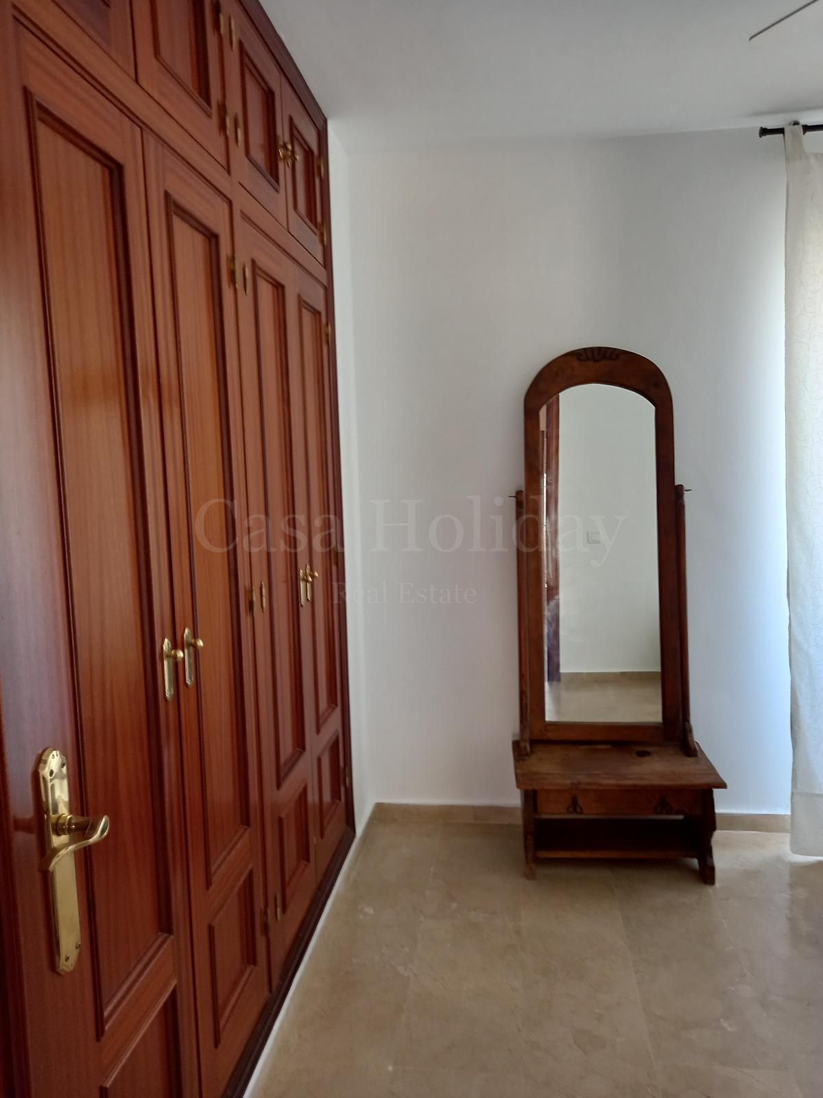 Town House in Punta Plata, Estepona
