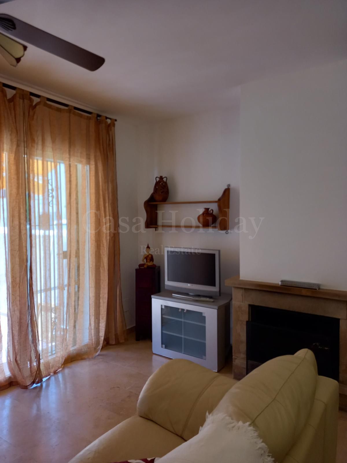 Town House in Punta Plata, Estepona