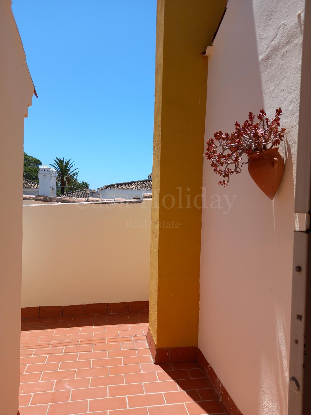 Town House in Punta Plata, Estepona