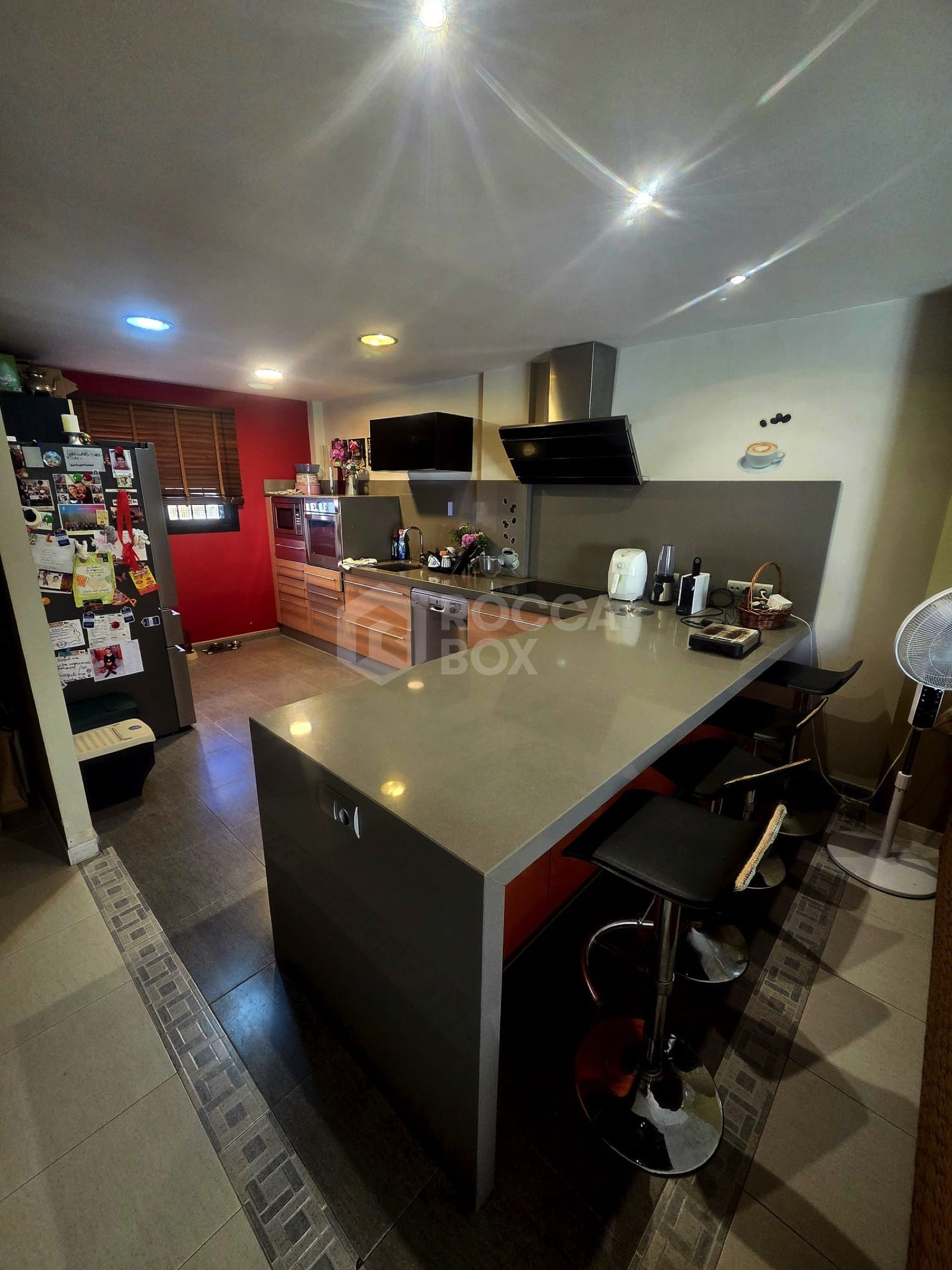 Exquisite semi-detached chalet in the sought-after Calvario