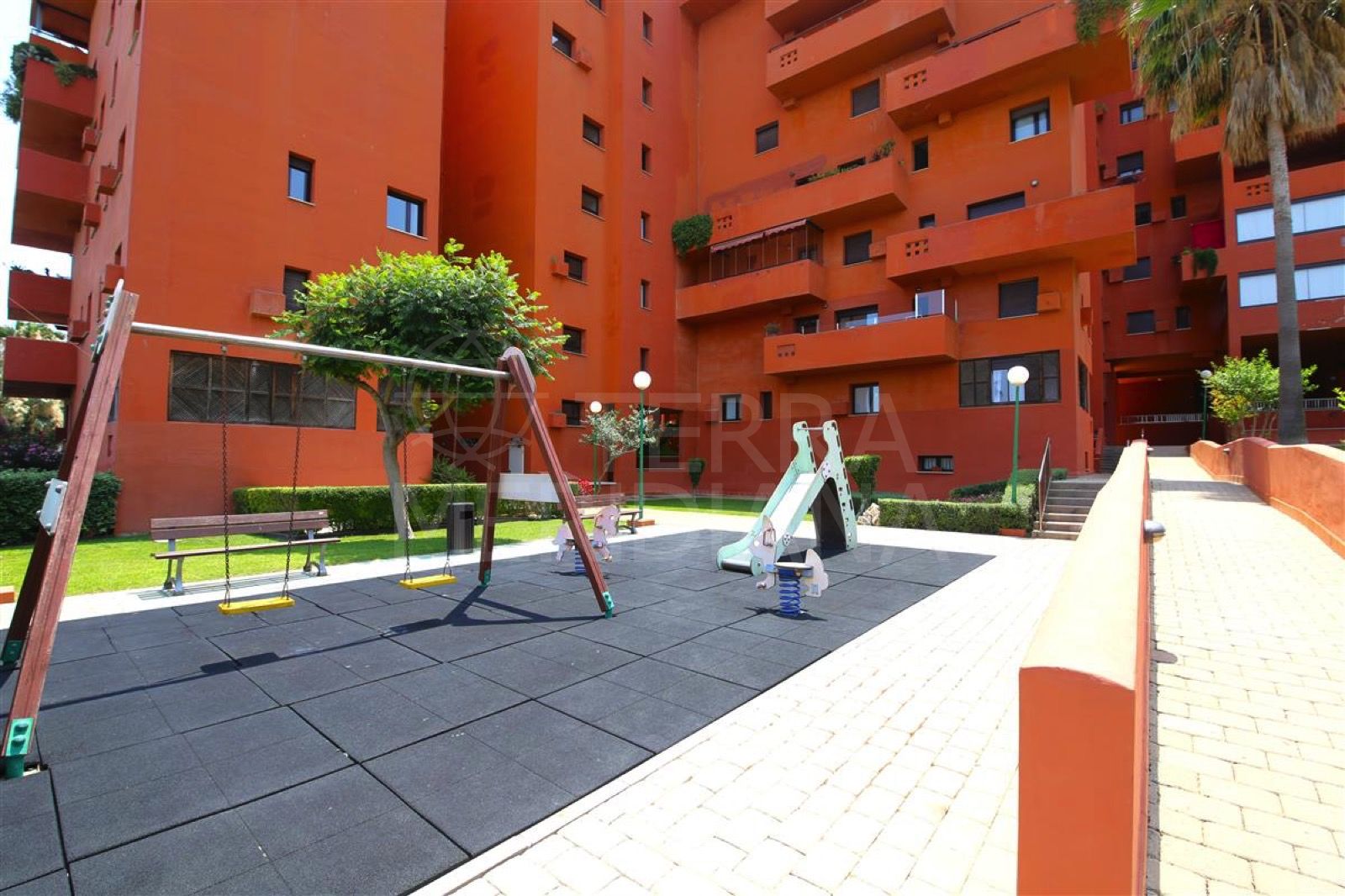 Apartment in Estepona Puerto, Estepona