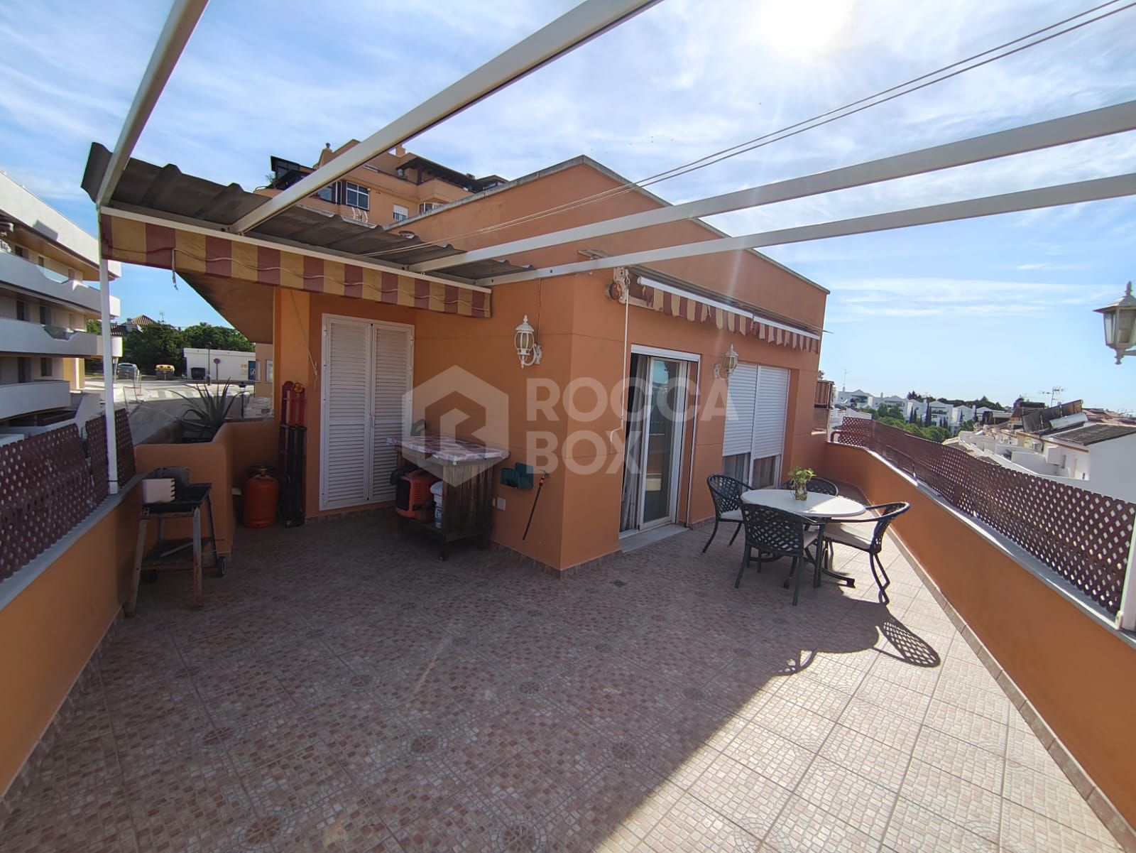 Spectacular penthouse apartment in the desirable Calvario, Estepona