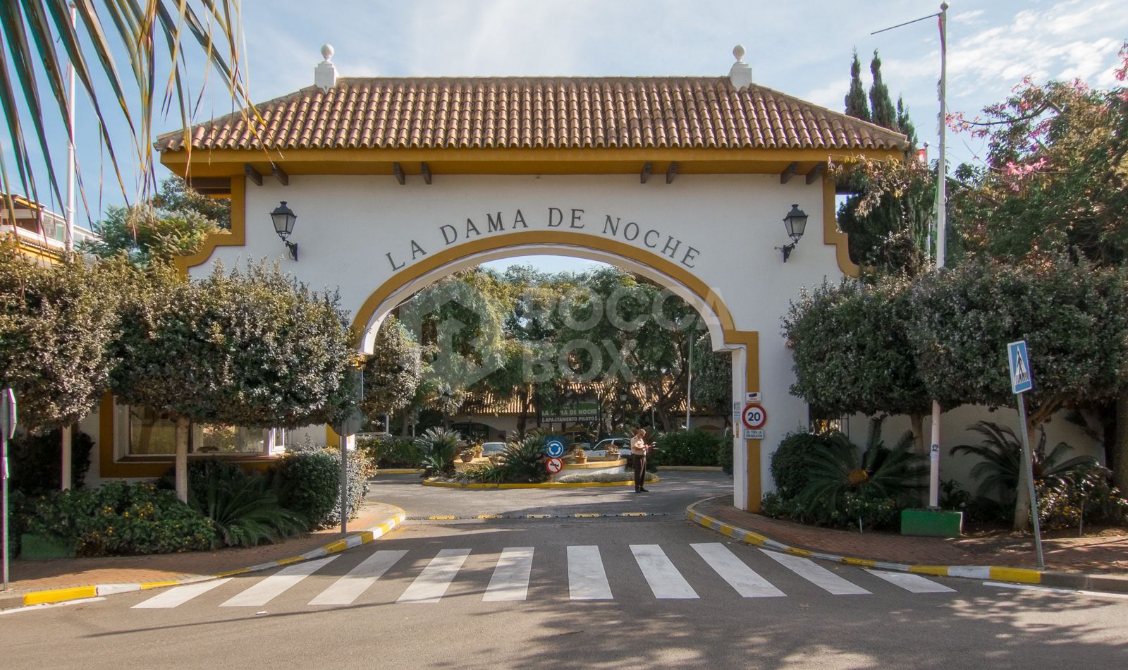 Exquisite 2-Bedroom Apartment in La Dama de Noche