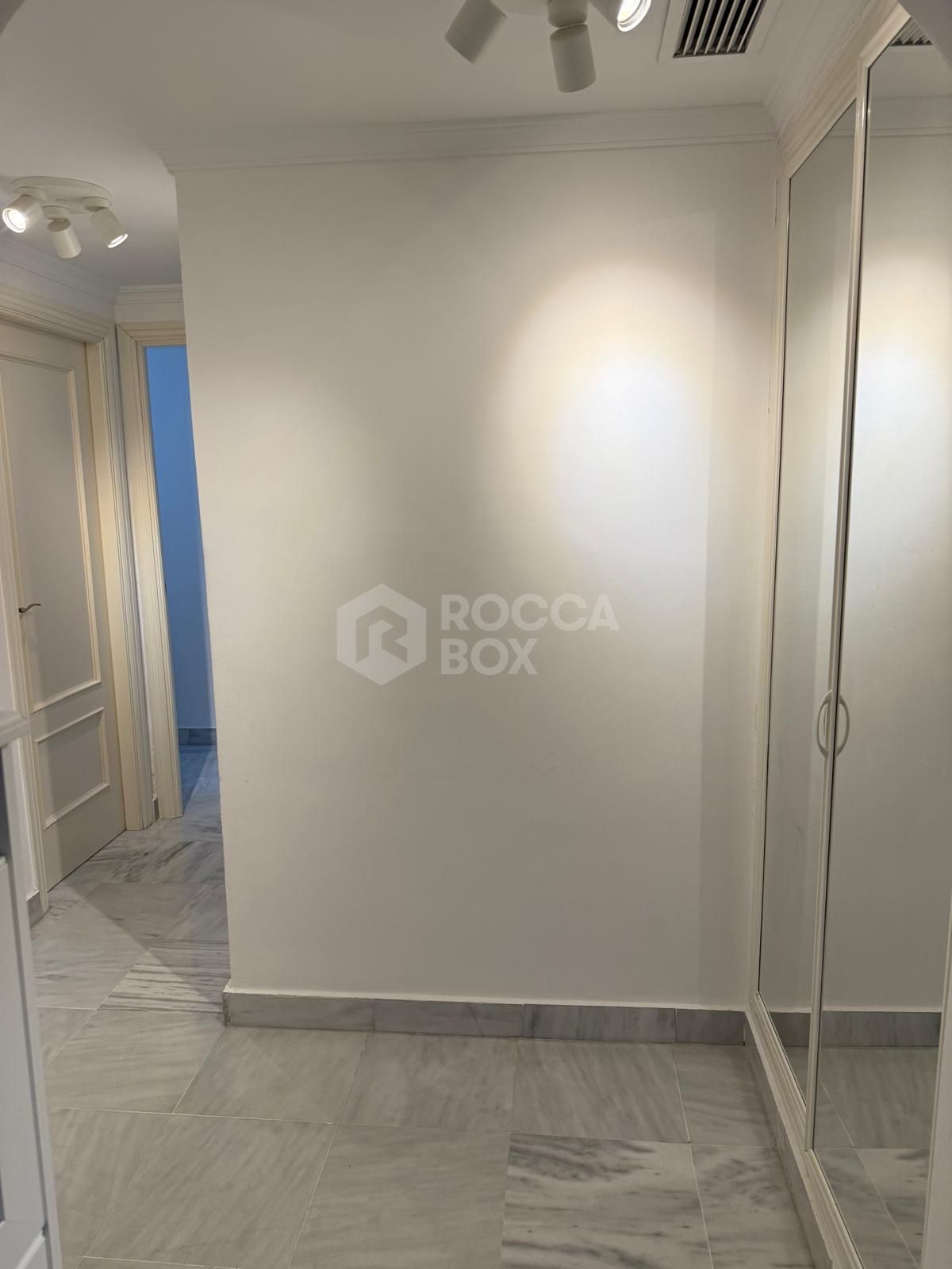 Exquisite 2-Bedroom Apartment in La Dama de Noche