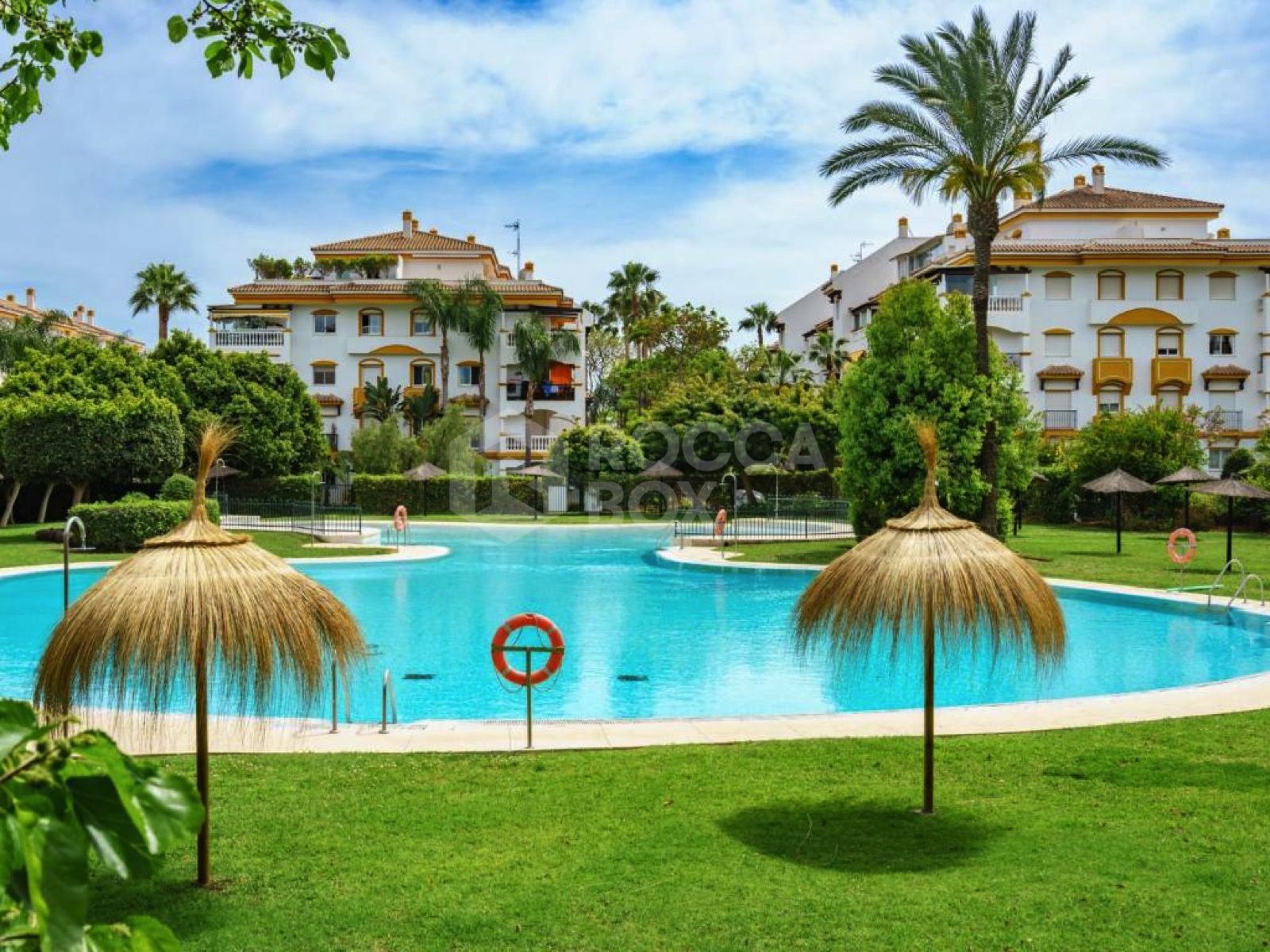 Exquisite 2-Bedroom Apartment in La Dama de Noche