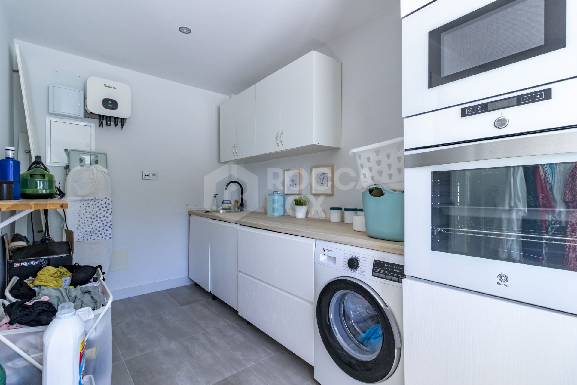 Exceptional new-build semi-detached villa in the heart of San Pedro de Alcántara