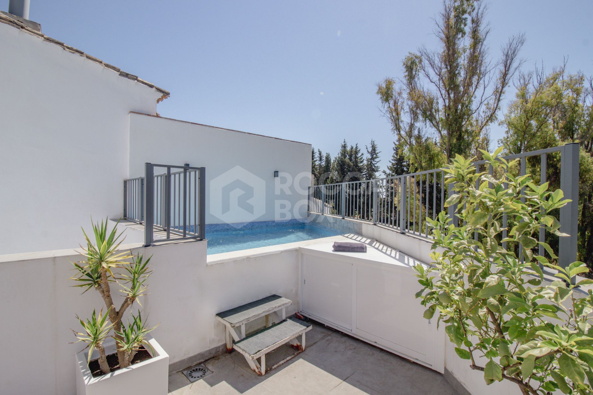 Exceptional new-build semi-detached villa in the heart of San Pedro de Alcántara