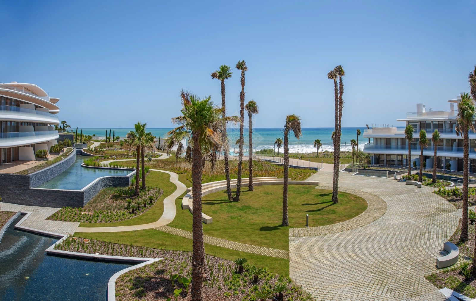 Apartamento Planta Baja en Guadalobon, Estepona