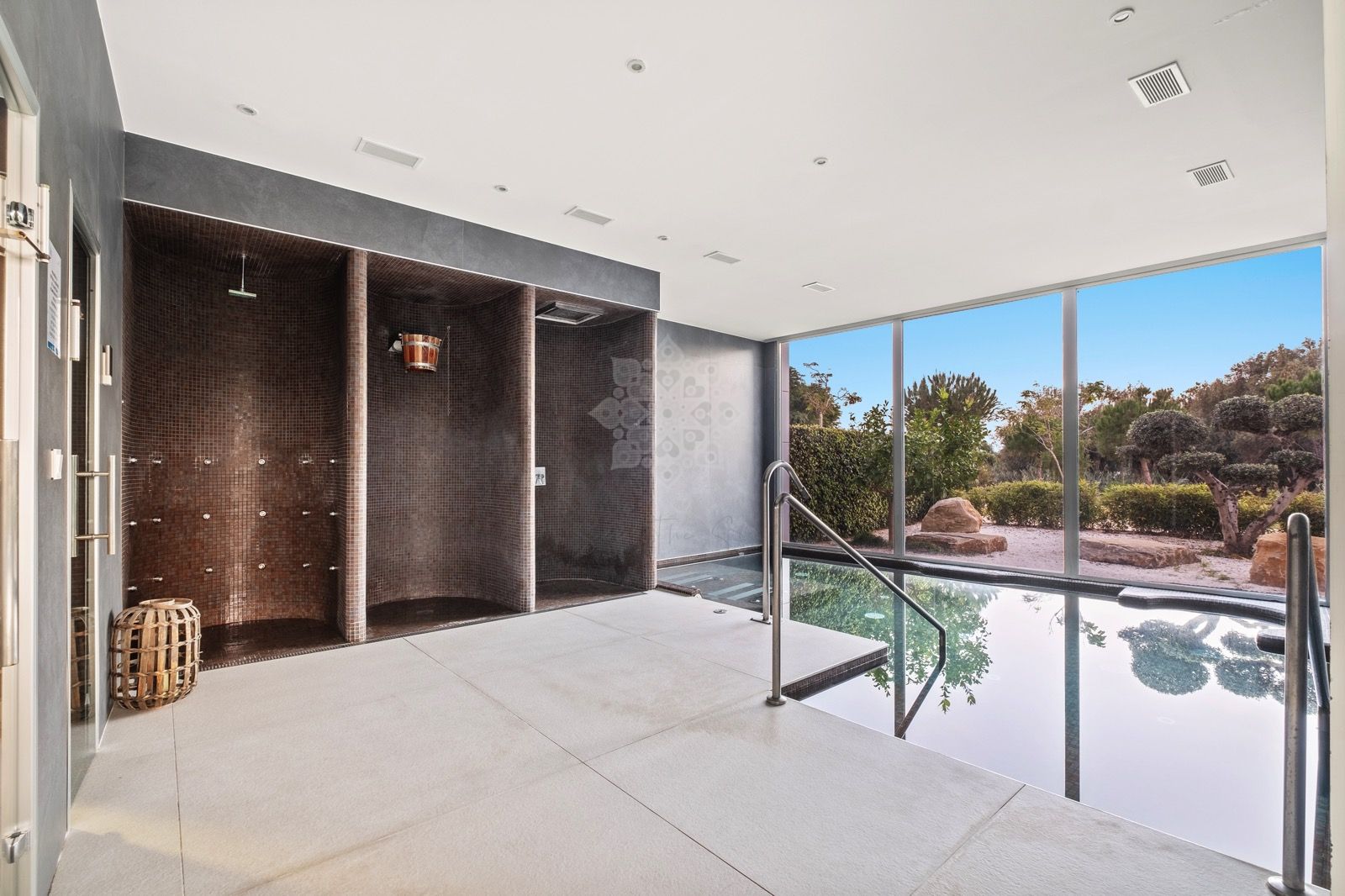 Apartamento Planta Baja en Guadalobon, Estepona